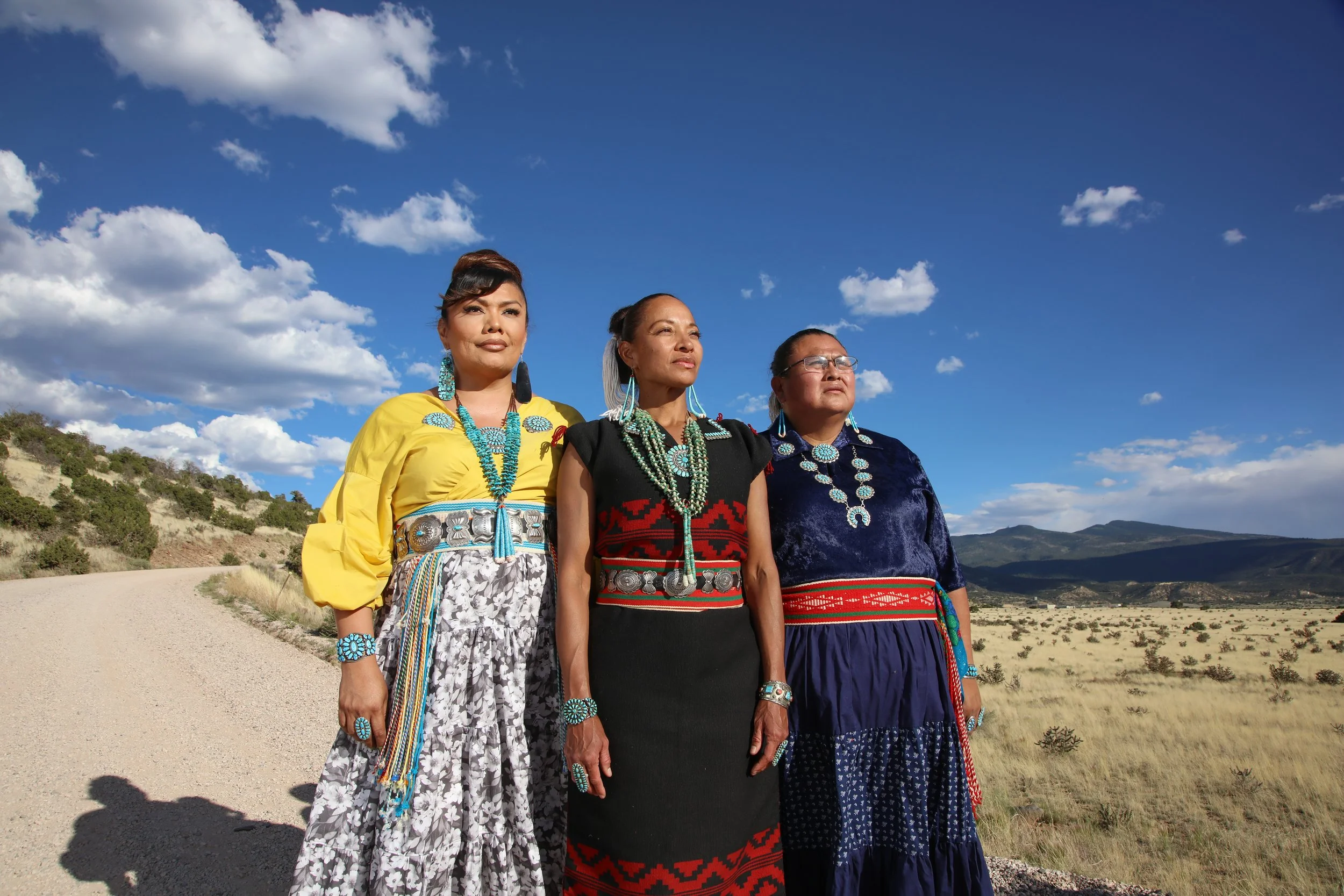 PGheePhoto_ShíNaashá_Portraits-11 (1).jpg