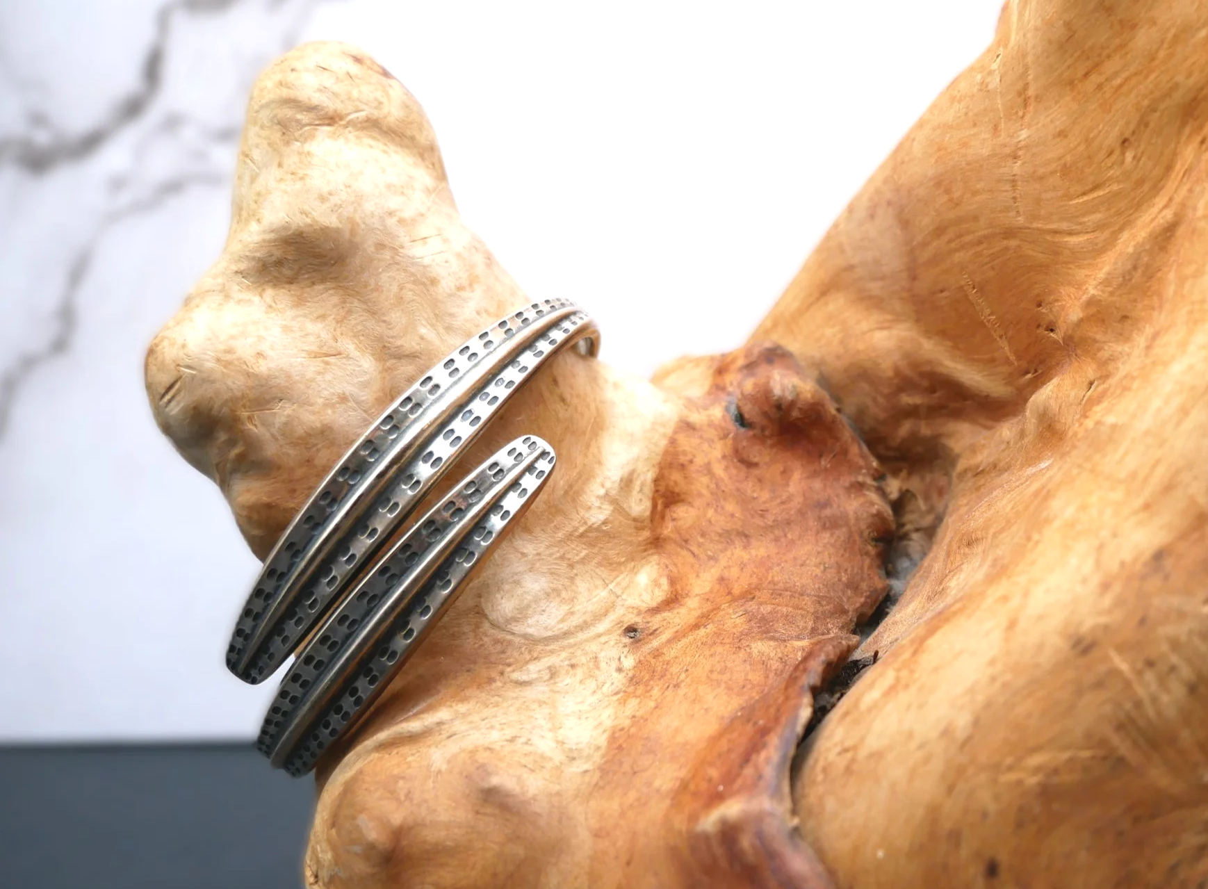 Vintage David Andersen Norway Sterling Viking Saga Series Bypass Bangle