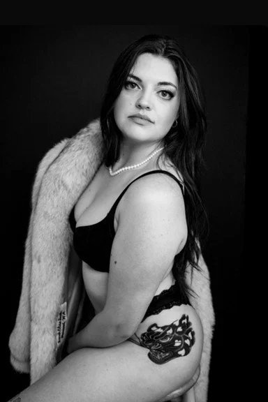 black and white boudoir.jpg