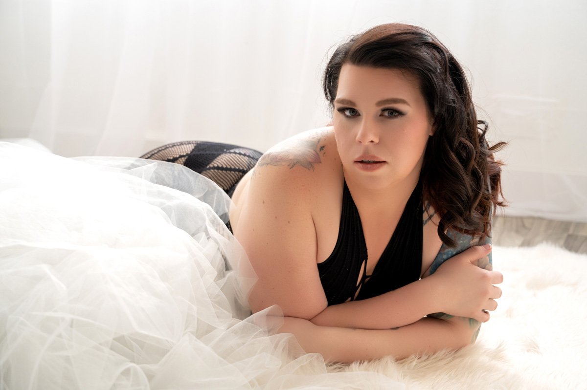 boudoir-photos-seattle-redmond-studio.jpg (2).jpg