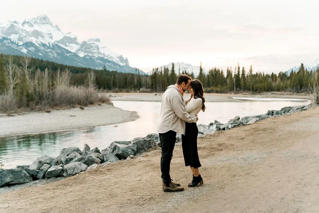 canmore-engagement-photographer-filmed-by-silas-weddings-canmore-engagement-photographer-canmore-engagement-session-alberta-engagement-photography-filmed-by-silas-weddings