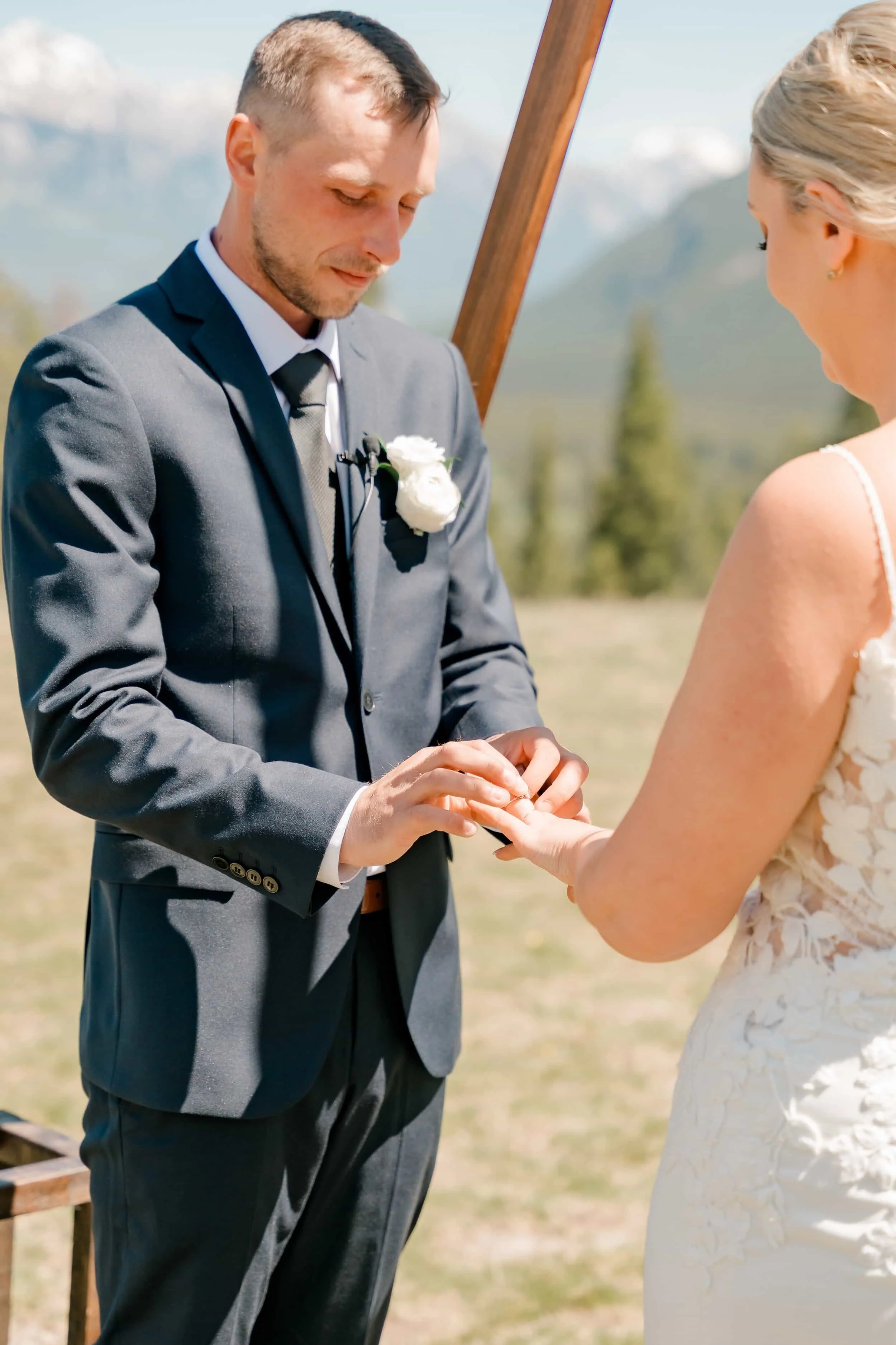 banff-elopement-photographer-banff-elopement-photography-banff-wedding-photographer-banff-wedding-photography-filmed-by-silas-weddings