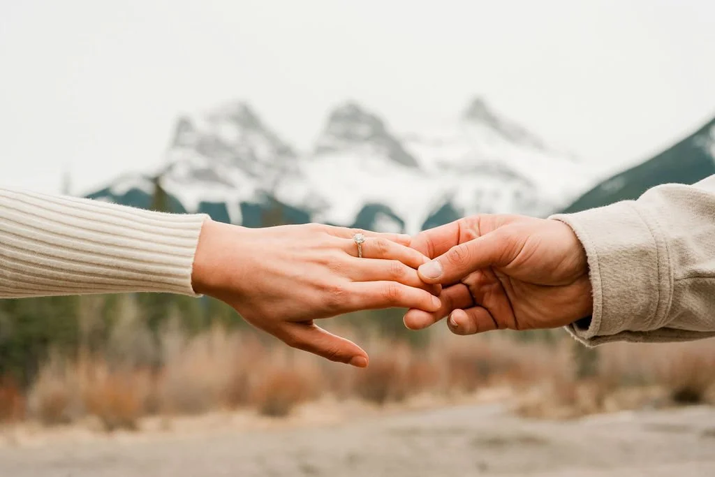 canmore-engagement-photographer-filmed-by-silas-weddings-canmore-engagement-photographer-canmore-engagement-session-alberta-engagement-photography-filmed-by-silas-weddings