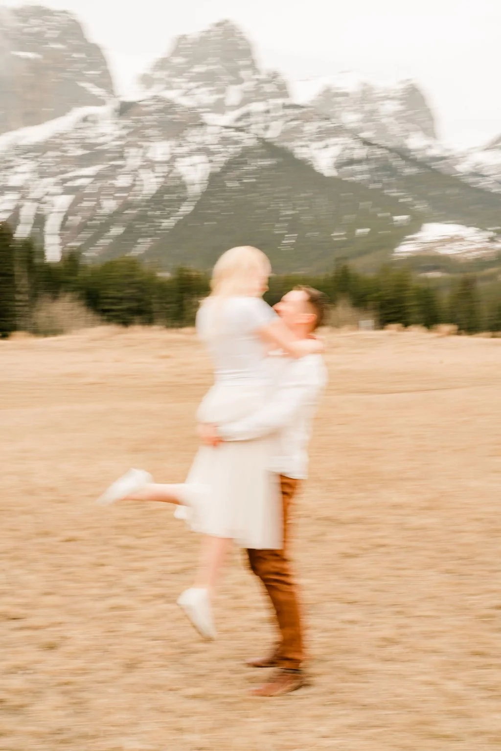 canmore-engagement-photographer-filmed-by-silas-weddings-canmore-engagement-photographer-canmore-engagement-session-alberta-engagement-photography-filmed-by-silas-weddings
