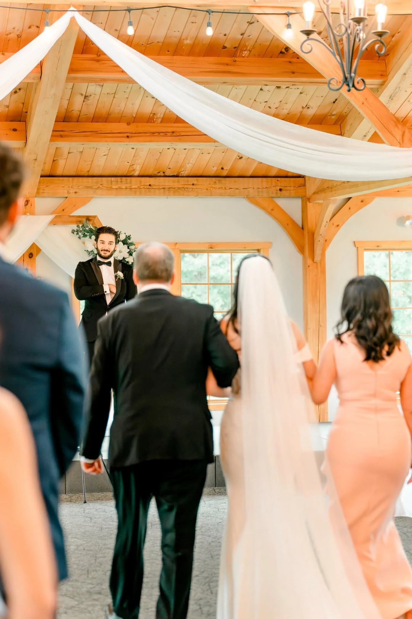 calgary-alberta-wedding-photography-calgary-wedding-photographer-zoo-wedding-photography-fillmed-by-silas-weddings