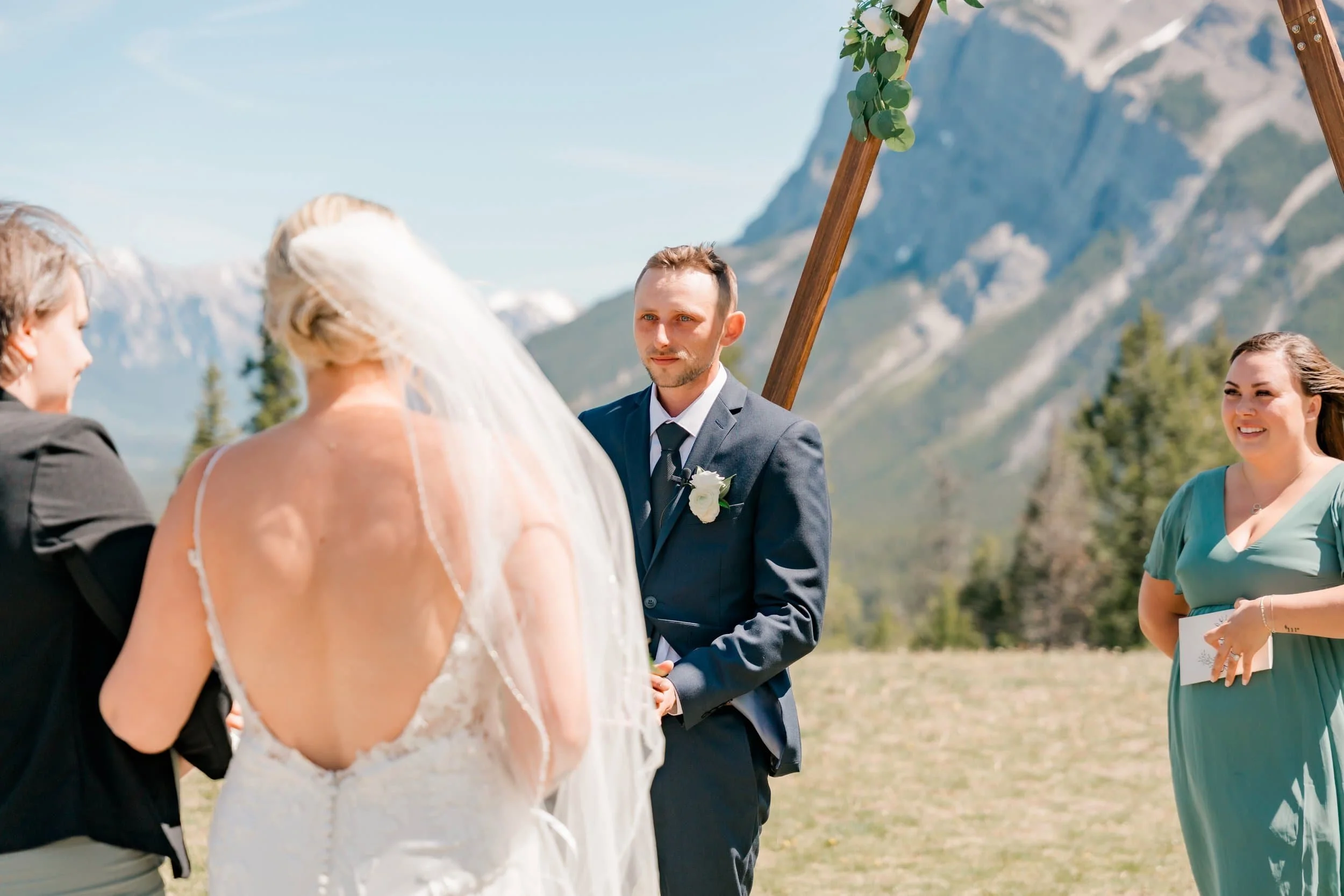 banff-elopement-photographer-banff-elopement-photography-banff-wedding-photographer-banff-wedding-photography-filmed-by-silas-weddings