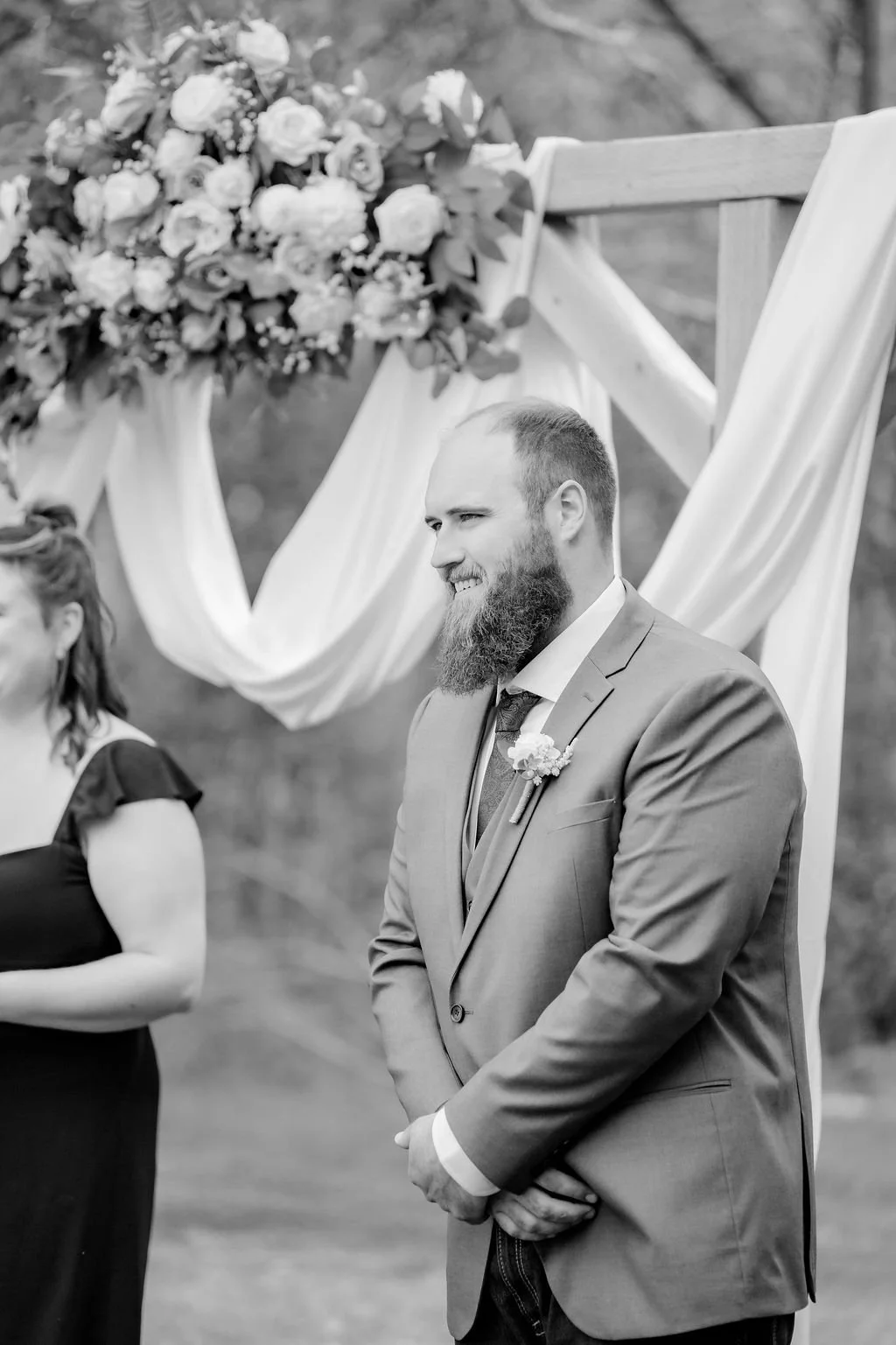 alberta-summer-farm-wedding-photography-rural-alberta-wedding-photographer-filmed-by-silas-weddings-cochrane-wedding-videography-and-photography