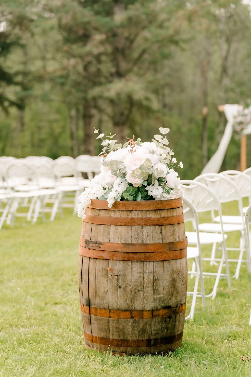 alberta-summer-farm-wedding-photography-rural-alberta-wedding-photographer-filmed-by-silas-weddings-cochrane-wedding-videography-and-photography