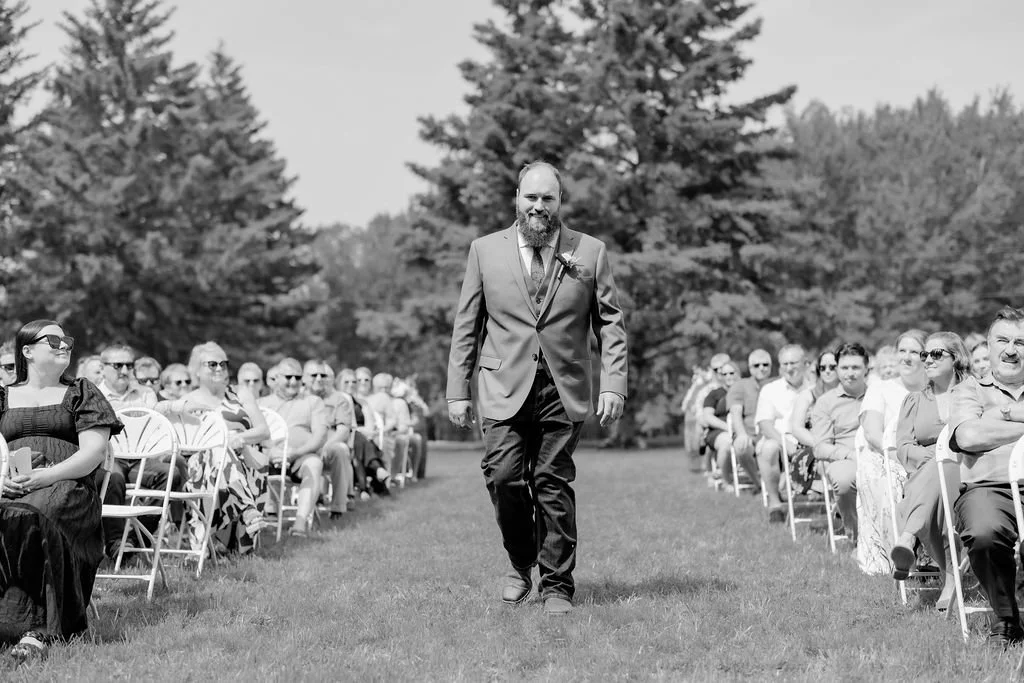 alberta-summer-farm-wedding-photography-rural-alberta-wedding-photographer-filmed-by-silas-weddings-cochrane-wedding-videography-and-photography