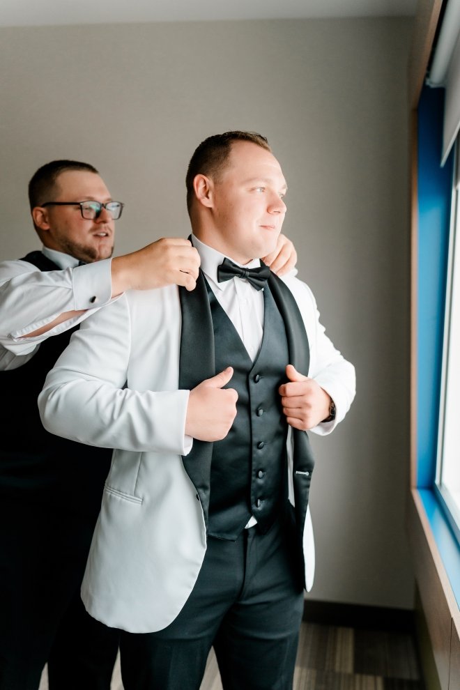 cochrane-wedding-photographer-summer-estate-wedding-photography-alberta-cochrane-wedding-photography-at-estate-wedding-in-summer-filmed-by-silas-weddings-cochrane-alberta-photographer