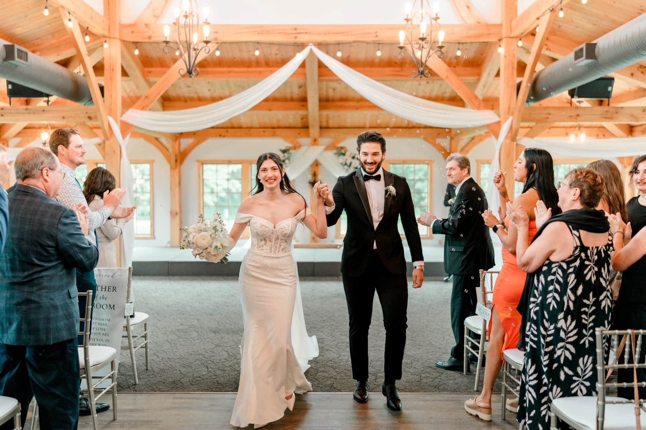 calgary-alberta-wedding-photography-calgary-wedding-photographer-zoo-wedding-photography-fillmed-by-silas-weddings