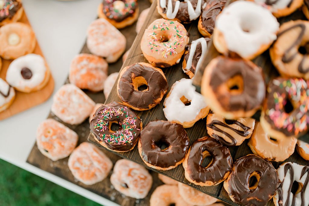 alberta-summer-farm-wedding-photography-rural-alberta-wedding-photographer-filmed-by-silas-weddings-cochrane-wedding-videography-and-photography