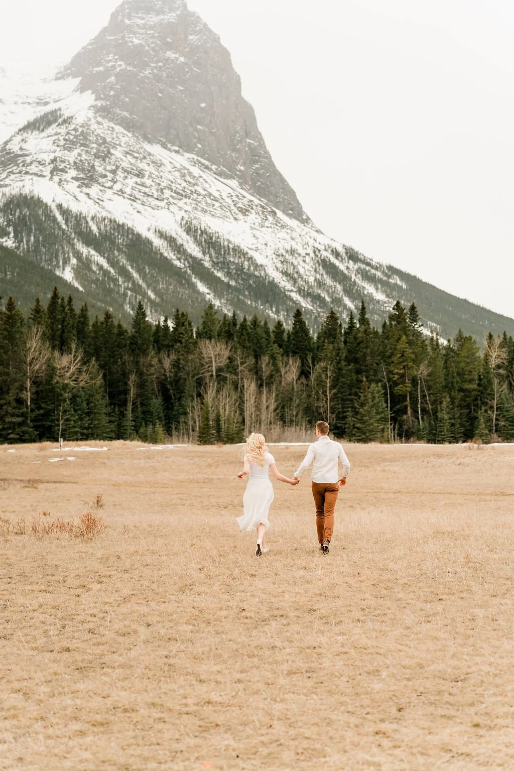 canmore-engagement-photographer-filmed-by-silas-weddings-canmore-engagement-photographer-canmore-engagement-session-alberta-engagement-photography-filmed-by-silas-weddings