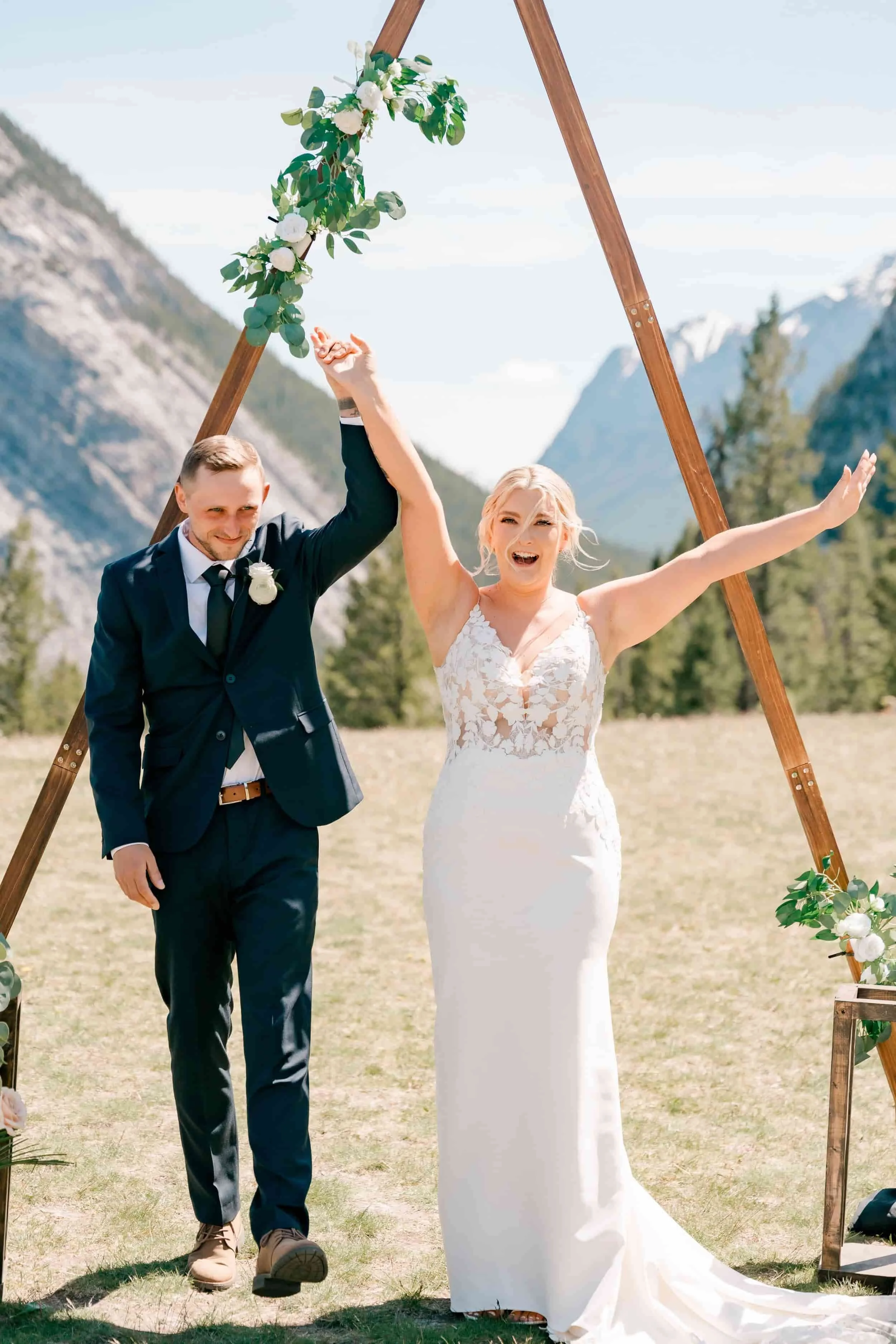 banff-elopement-photographer-banff-elopement-photography-banff-wedding-photographer-banff-wedding-photography-filmed-by-silas-weddings