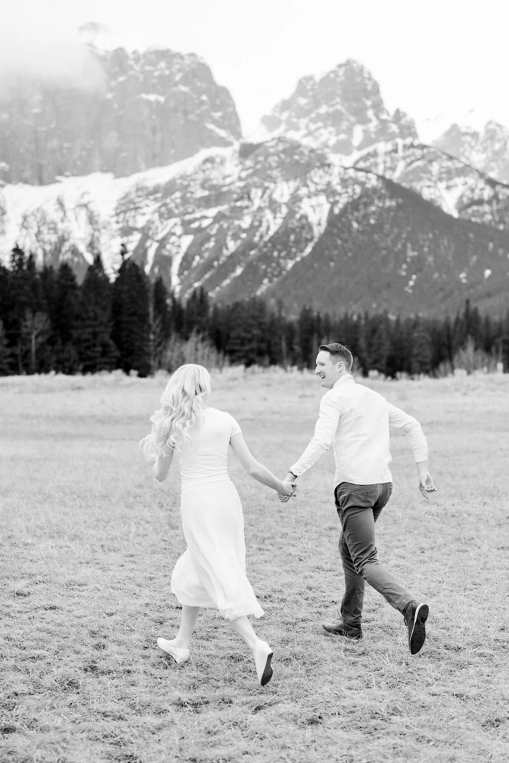 canmore-engagement-photographer-filmed-by-silas-weddings-canmore-engagement-photographer-canmore-engagement-session-alberta-engagement-photography-filmed-by-silas-weddings