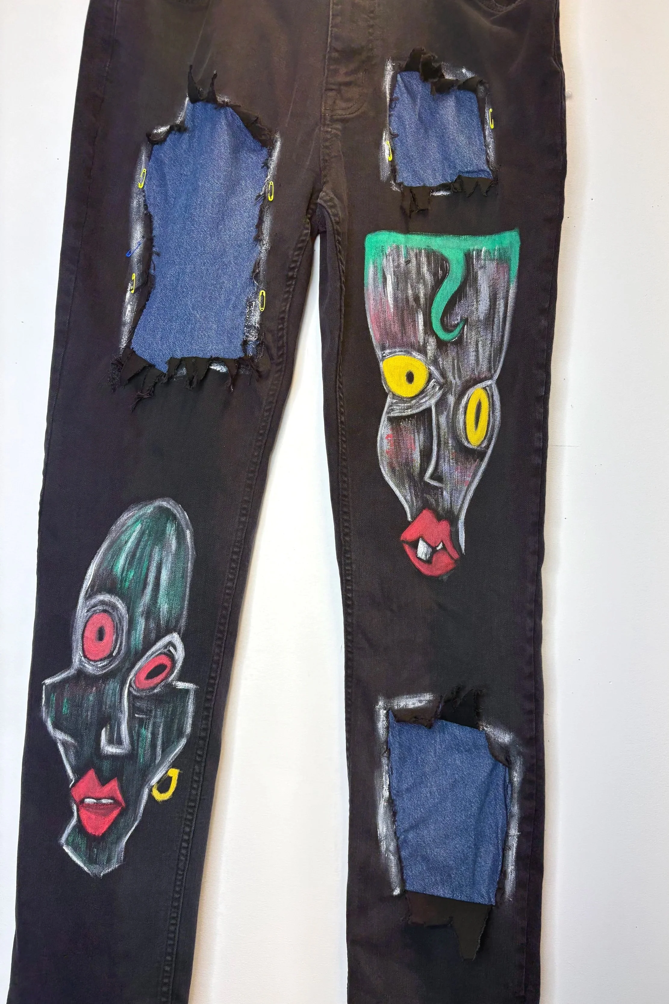 close+up+zombie+pant.jpg