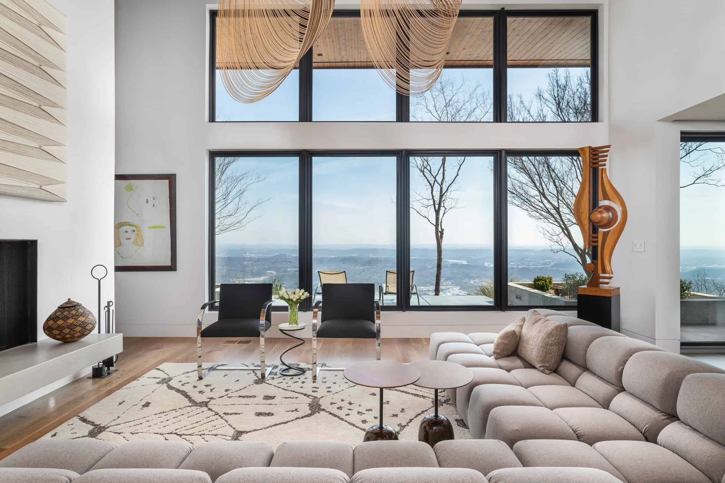 Elder-Mt.-House_Living-Room_3Y9A1842_HK_by-161-Photography-1-scaled.jpg