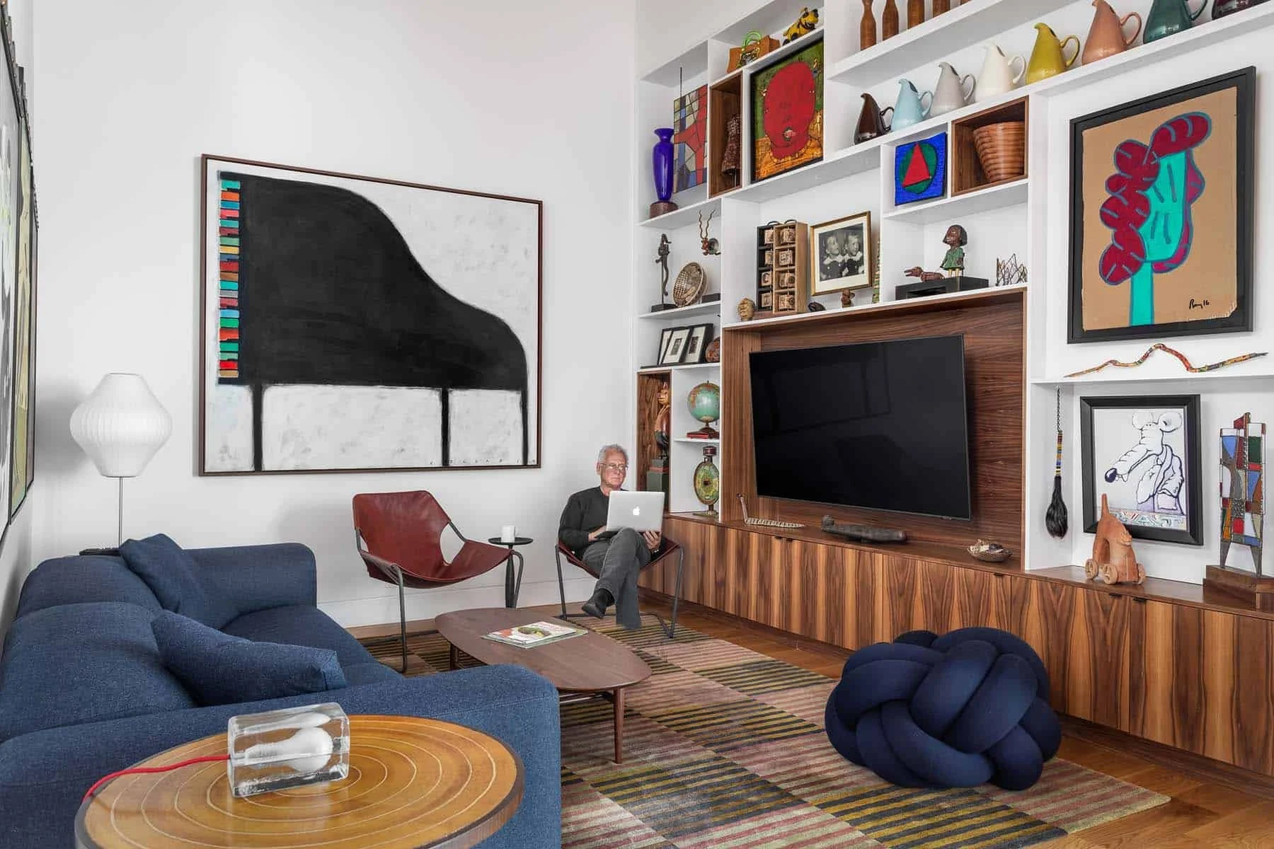 Elder-Mt.-House_Family-Room_3Y9A2189_HK_by-161-Photography.jpg