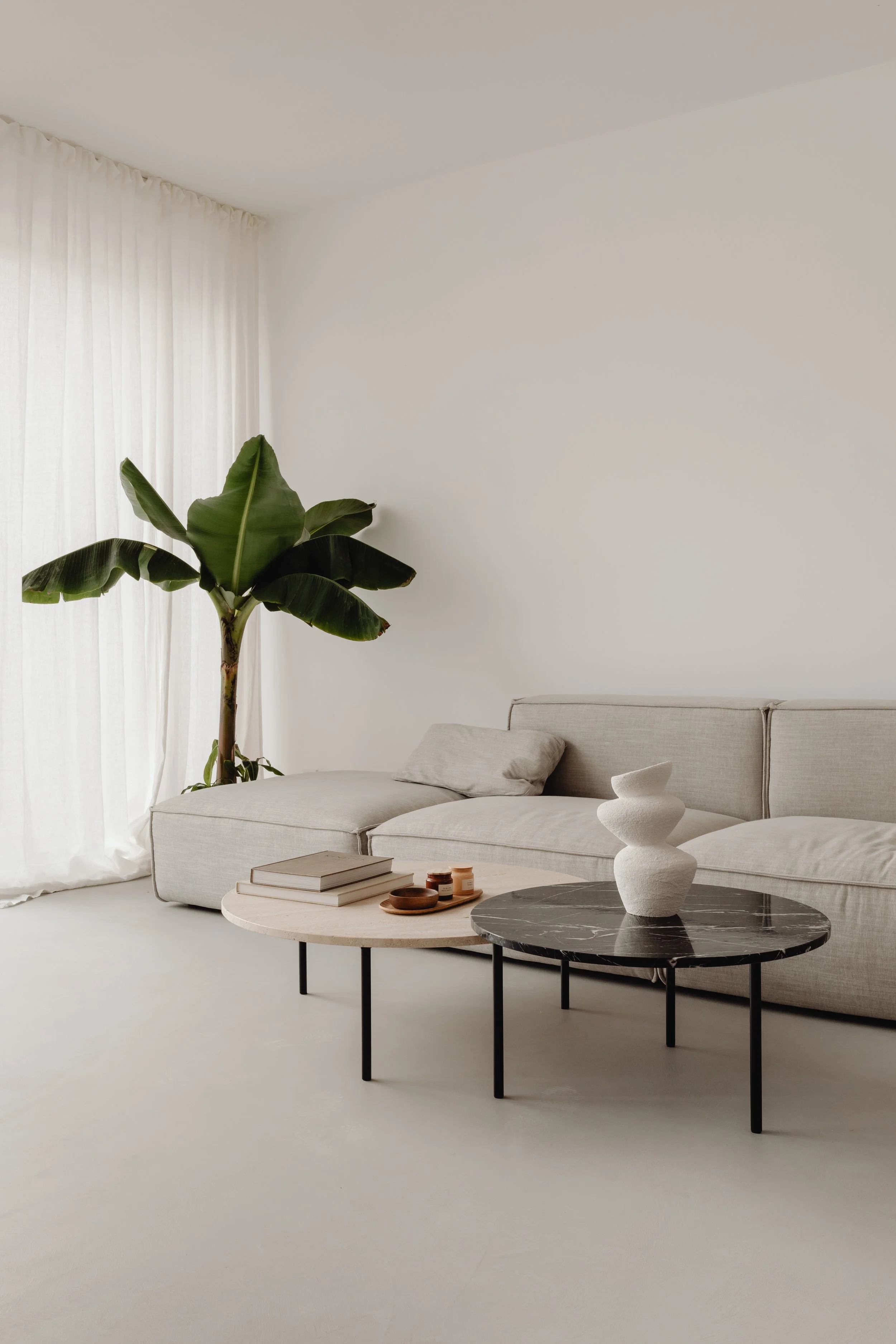 Interior Designer vs. Interior Decorator: Which One is Right for Your Project?