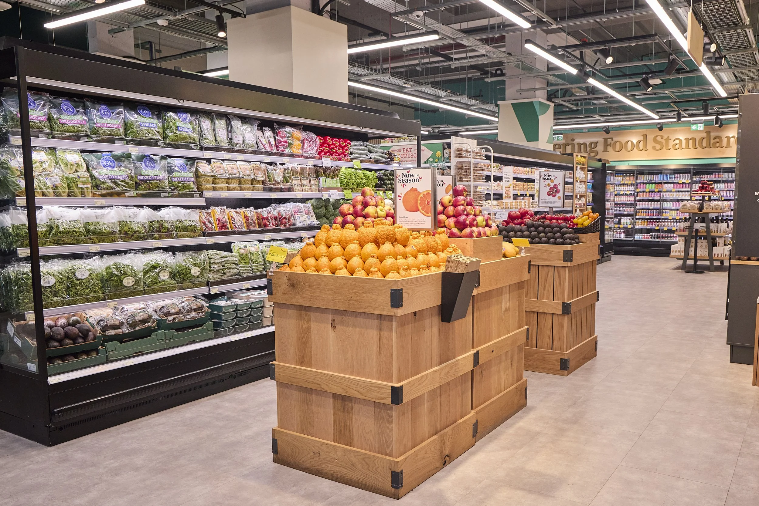 WFM_LVP_17_ProduceTables_leoni fleming.jpg