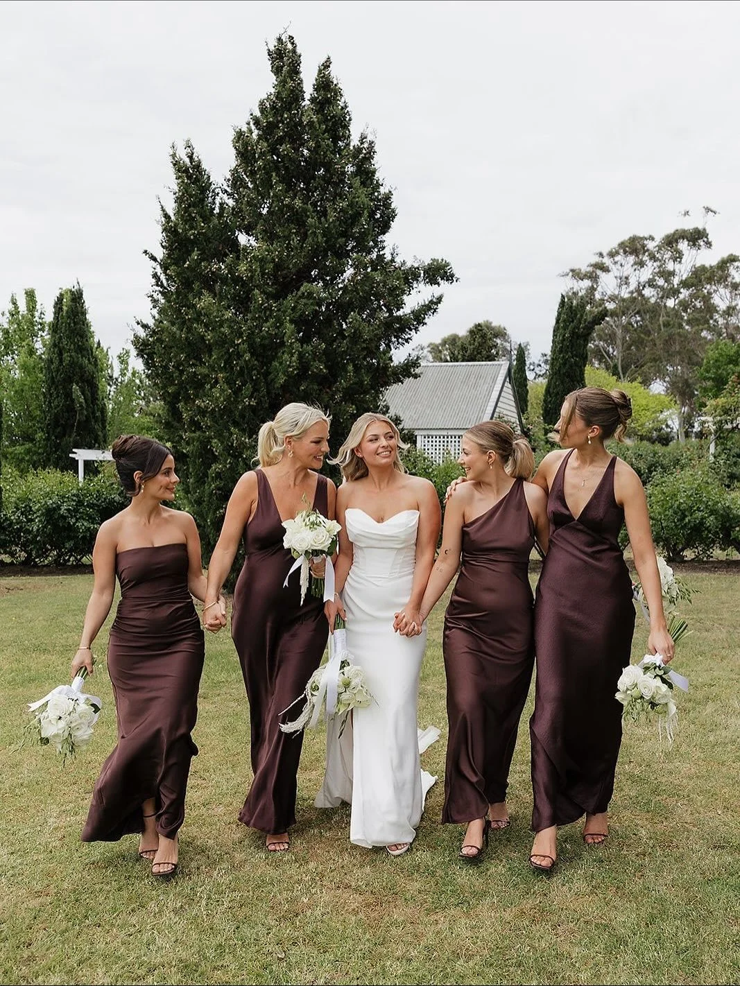 Rosie really did secure the best friendship group with these gorgeous girlies 💕

Gorgeous pictures by @hannahbriggs.photography 
Hair by @cass.co_hair_and_makeup_studio 
Makeup by me 
Bride @rosieeeveritt 🫶🏼