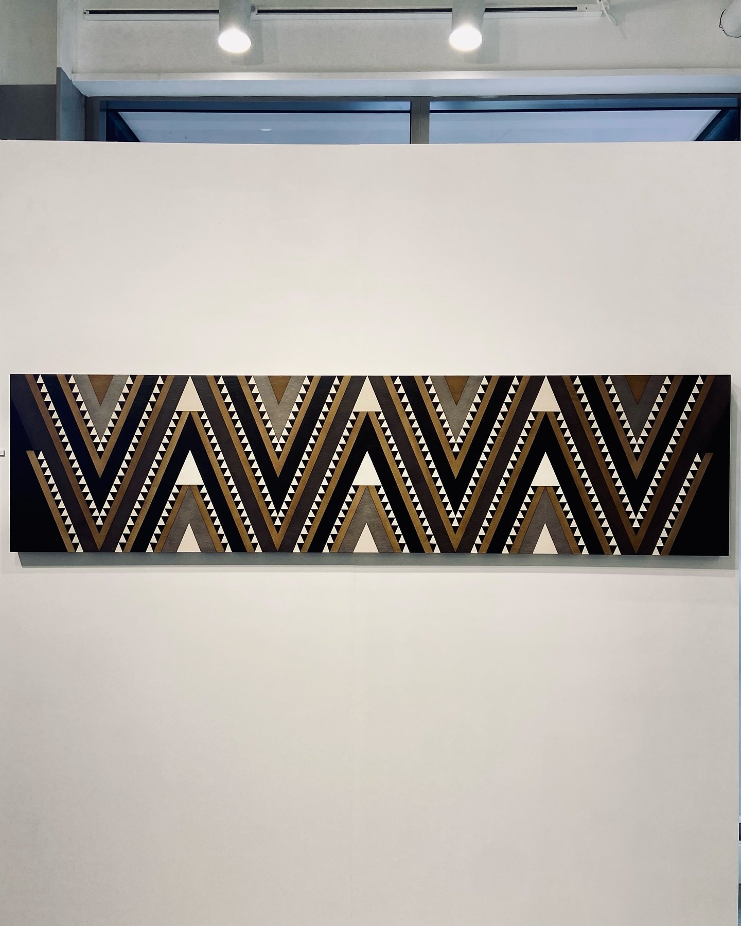 Aho Aramoana alongside Te Moana Hurihuri by Te Ara Hihiko 🖤

Aho Aramoana - Acrylic on board, 2000 x 500 x 45mm
