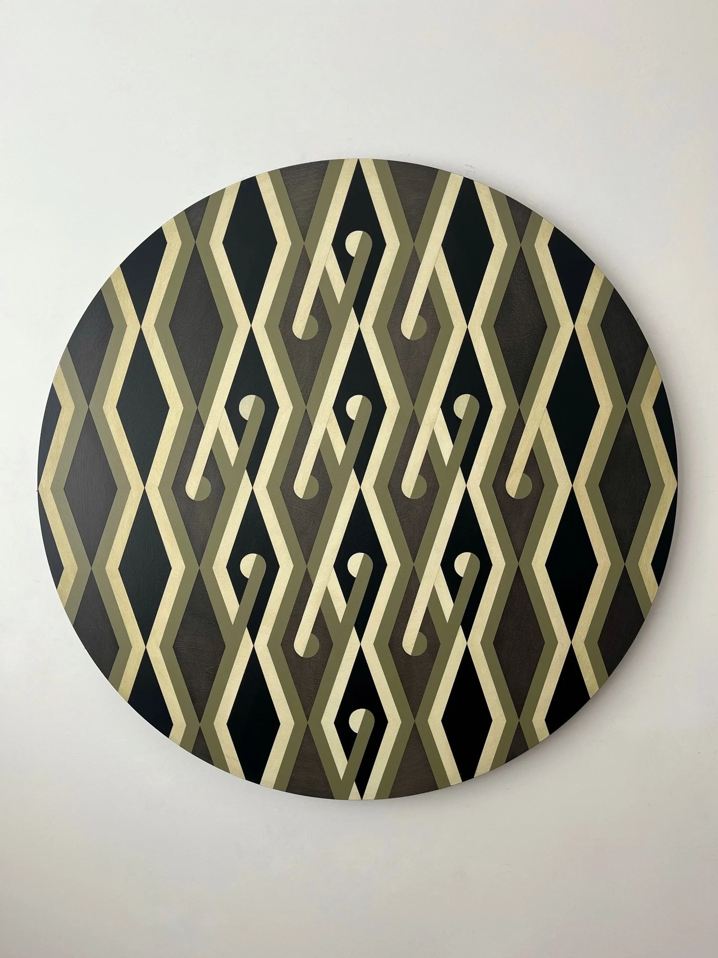 This year I knew it was time to evolve in my painting&hellip; to push beyond what feels familiar and step into new ways of thinking. New designs, new colour palettes, new directions&hellip;

It hasn&rsquo;t come without its challenges. The process fe