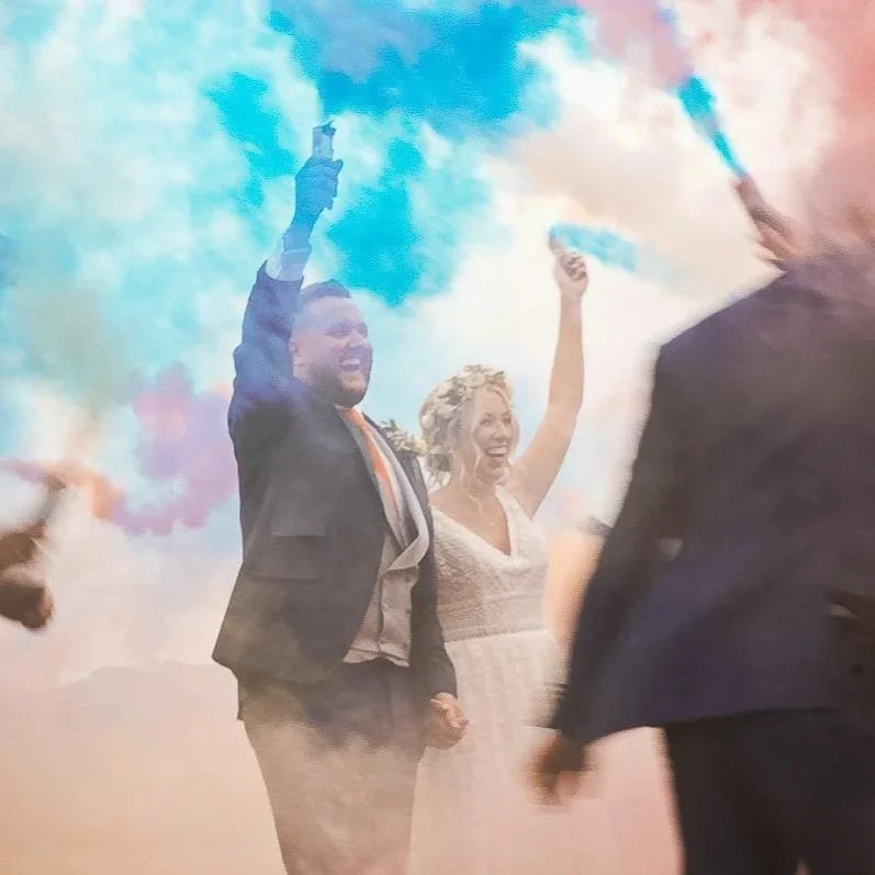 Lincolnshire Wedding Video smoke bomb fun