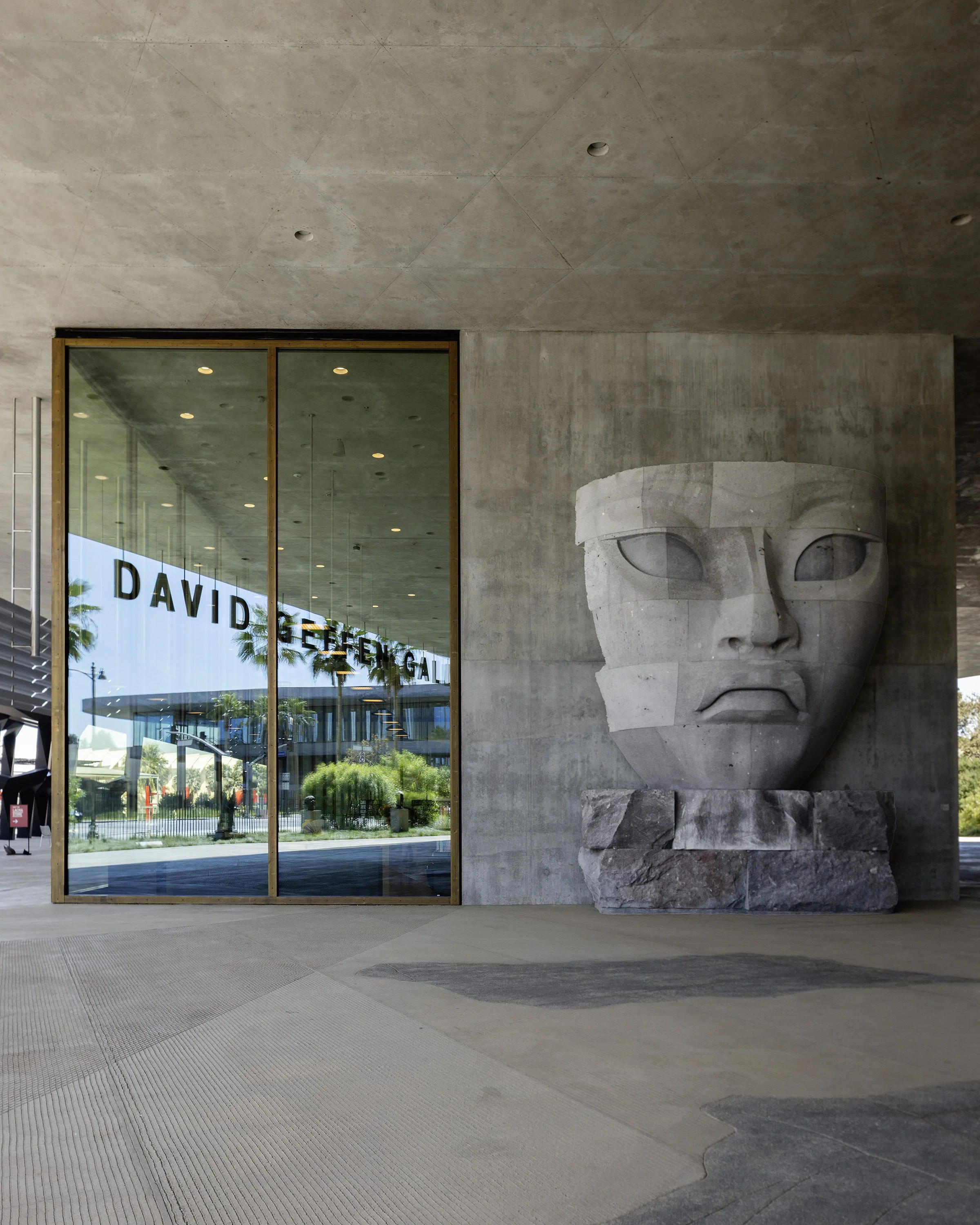 260904_LACMA_179_re.jpg