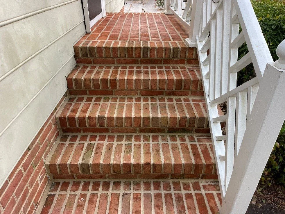 How Step Tuck Pointing Can Save You Thousands in Masonry Repairs?