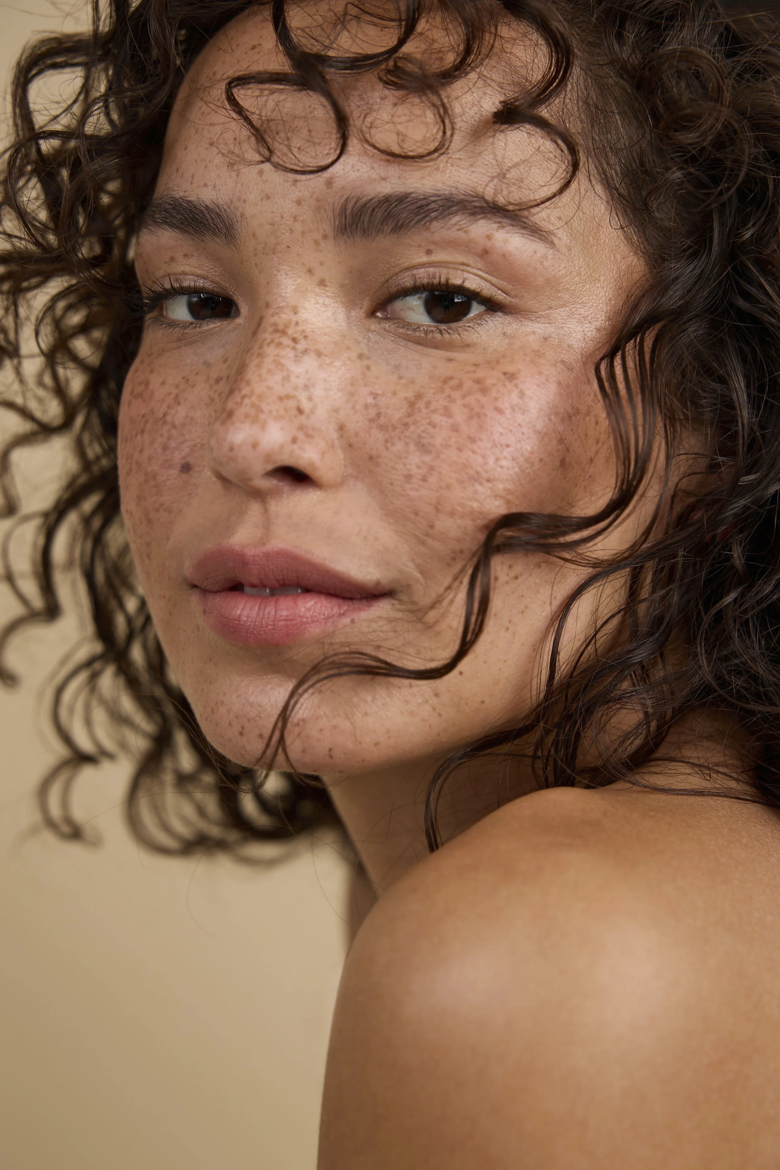 ells_BDRQ_Bas Make_019986.jpg