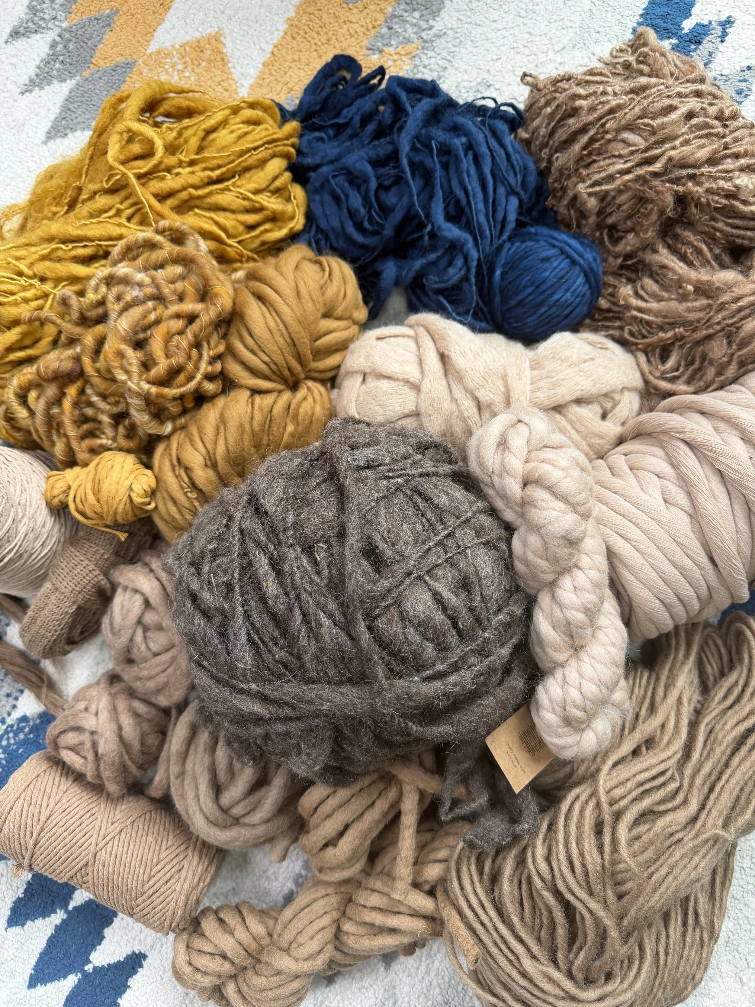Flow yarn .jpg