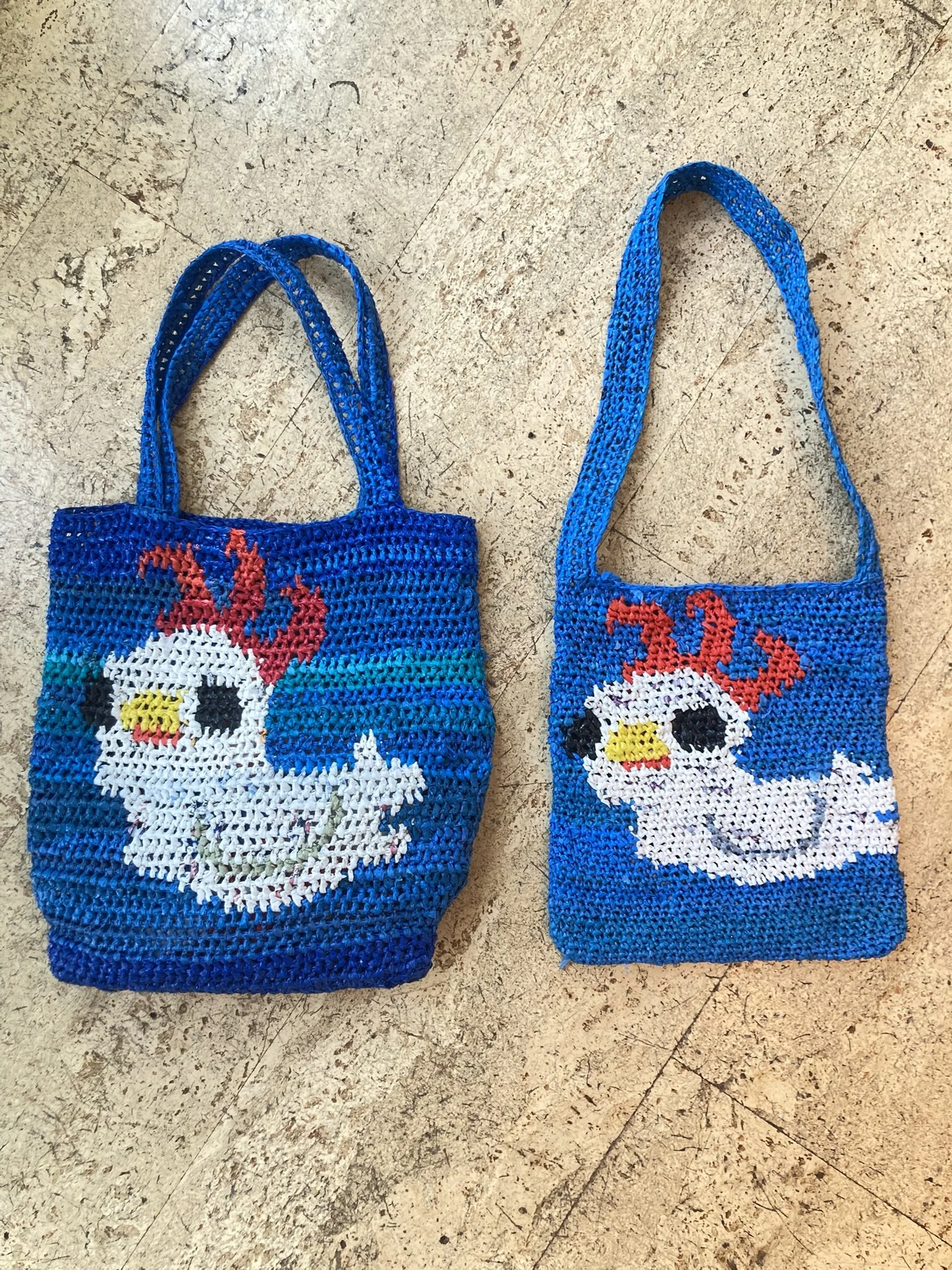 Chicken #1 Beach bag 2018: 51 bags
Chicken #2 Shoulder bag 2025:  44 bags