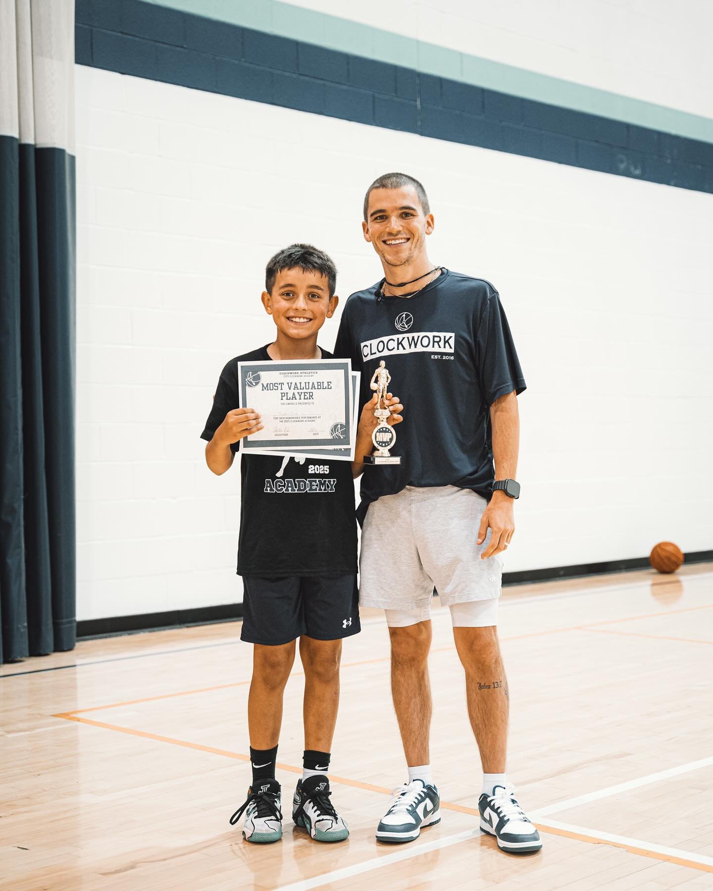 Congratulations to our 2025 Clockwork Academy Award winners! ππ
SESSION 1:
“Clockwork Shooting” - Kamden Blatch π
Free Throw Shooting Champion - Niko Ghizzoni π
“IMPACT” Award - Landon Brink π
Hot Shot Champion - Cay