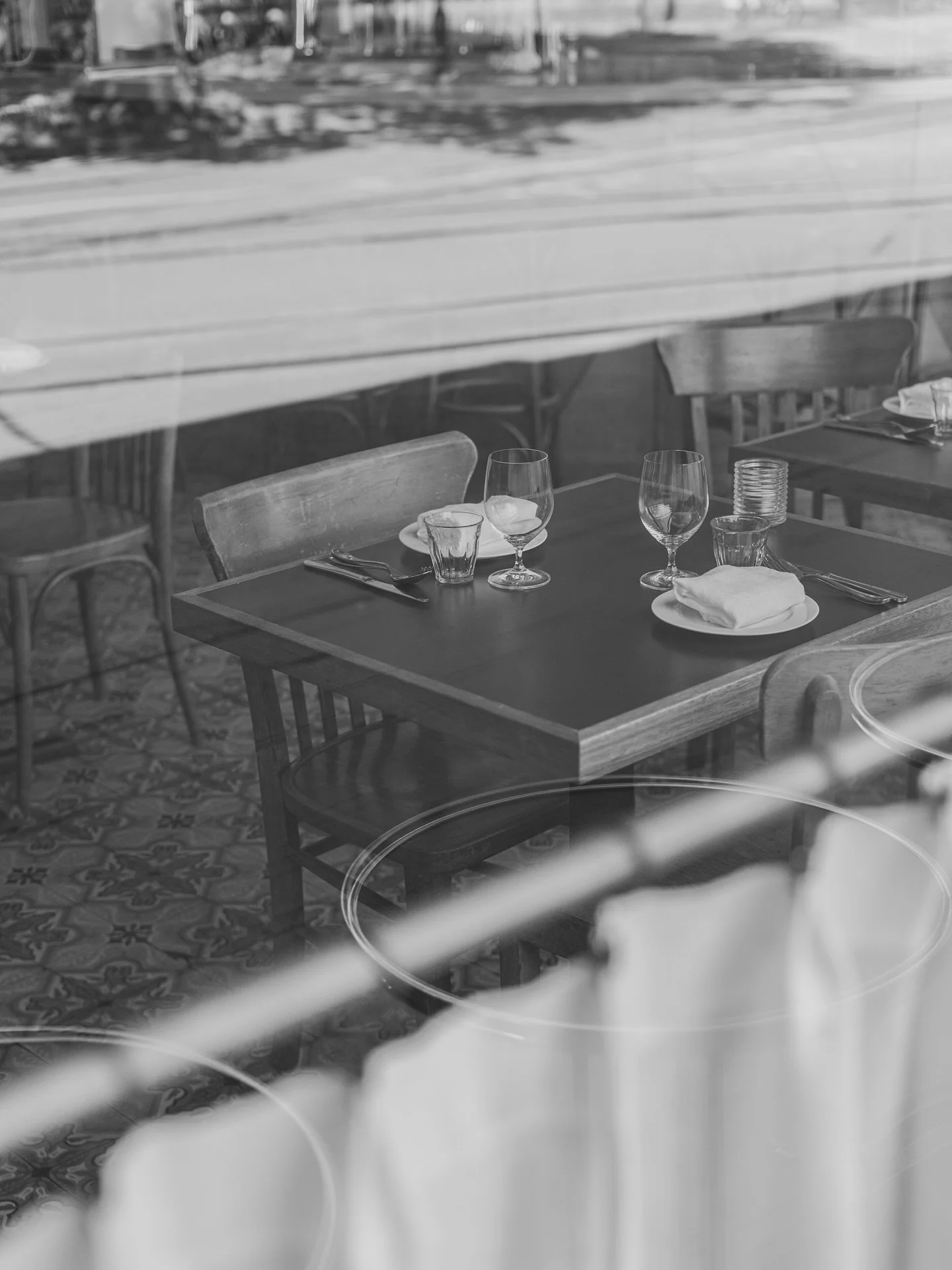 We will be taking a little summer vacation! 
Caf&eacute; Service will be closed from July 23 - August 2.

We will open our doors again on August 6. 

See u! ☀️