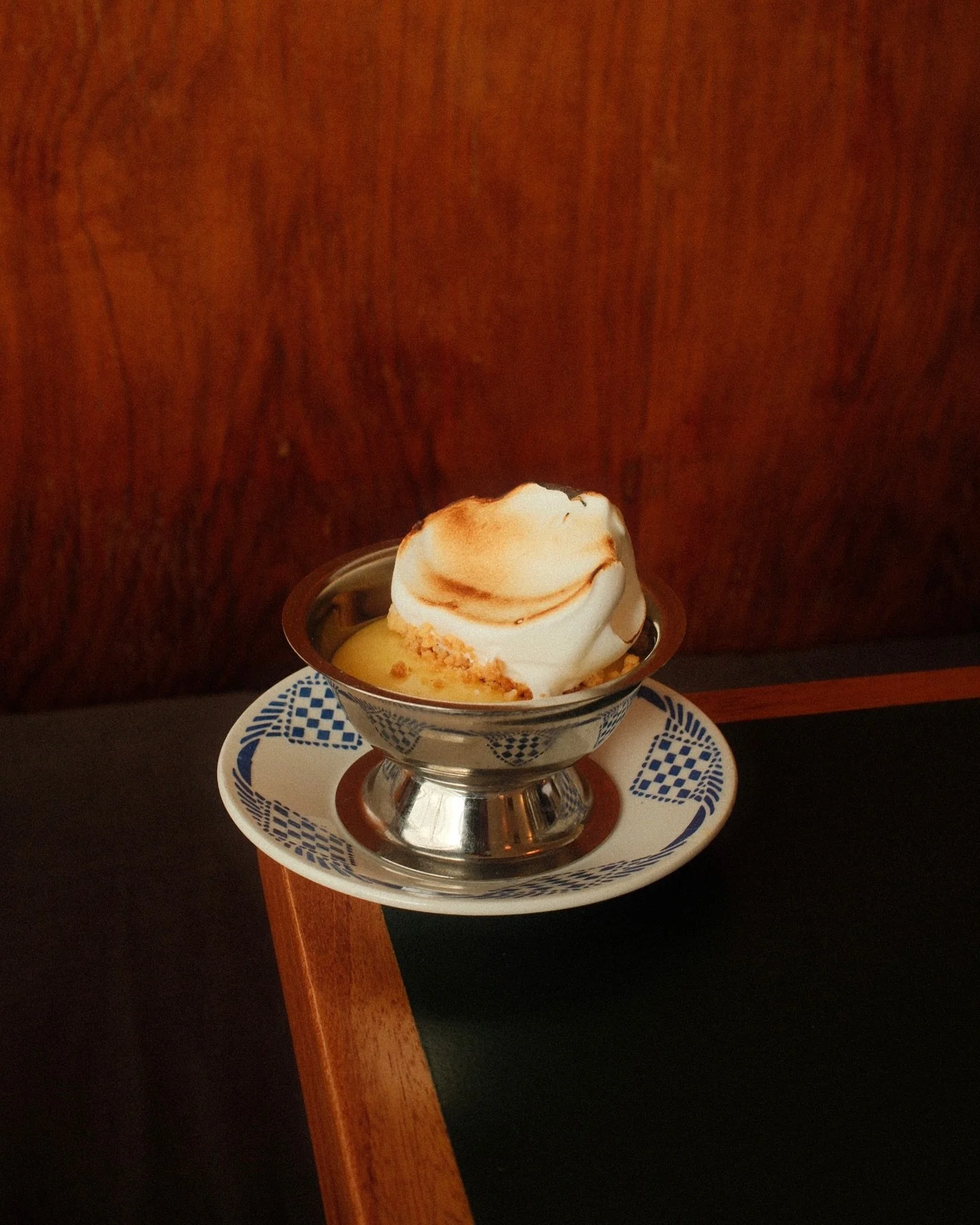 Lemon Curd &hearts;︎ Meringue + crumble