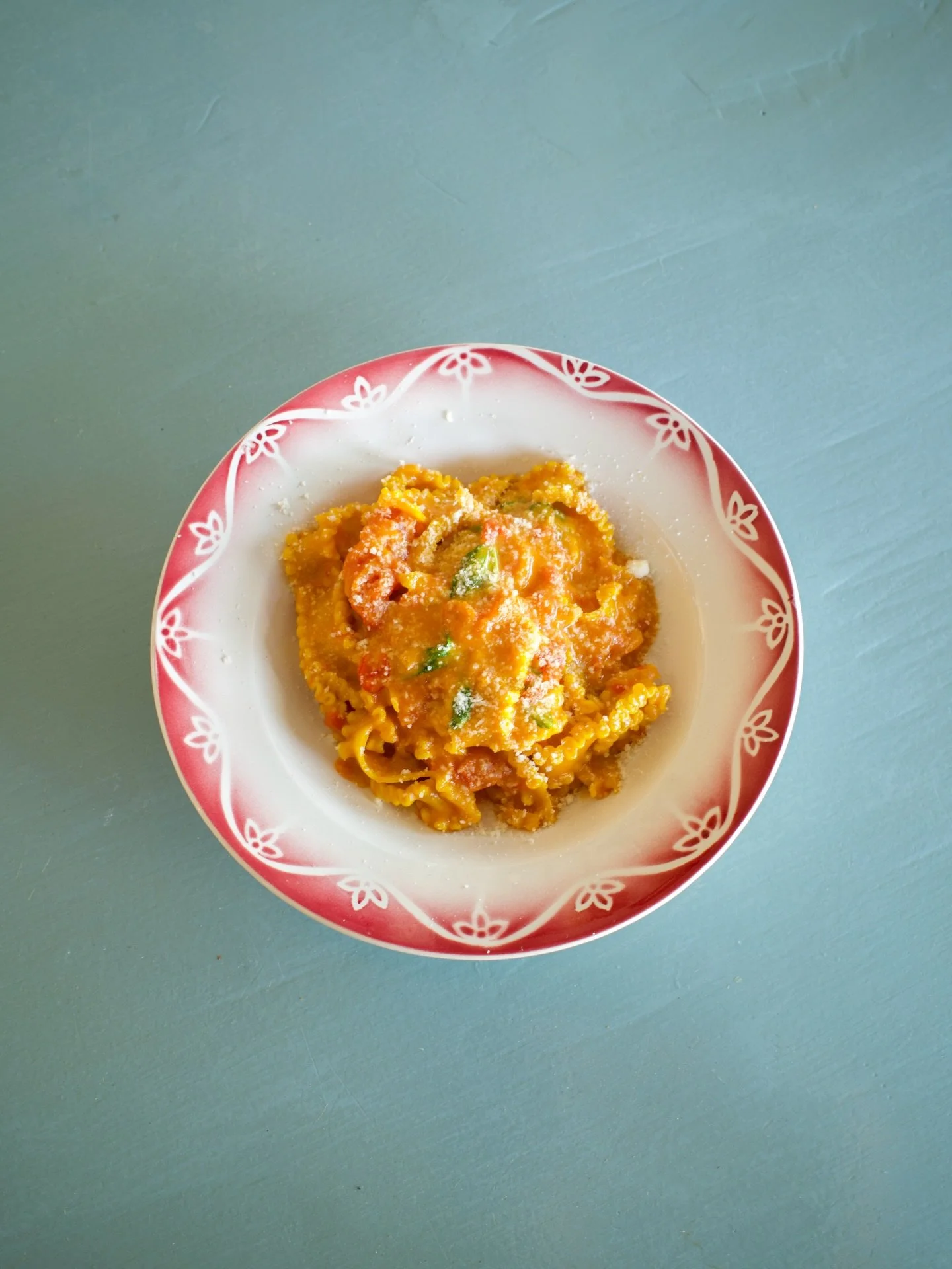 Pasta!
- Reginette &amp; tomato
- Linguini al Pesce