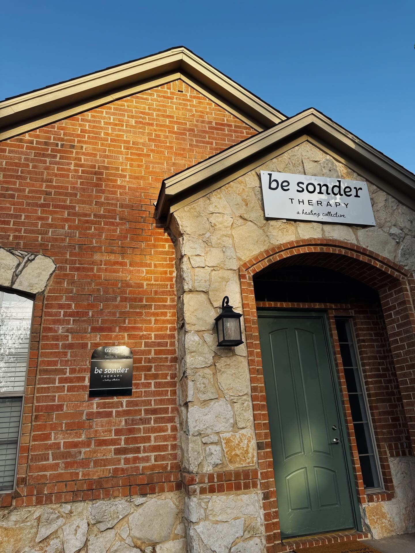 DFW area? ✅ 

We&rsquo;re thrilled to officially open our second location! Stay tuned for more pics and other news that this expansion brings for Be Sonder Therapy.