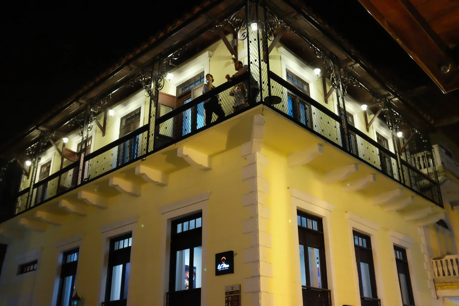 Fiesta, Bar La Musa, Panama 12-04-2016-3-51.jpg