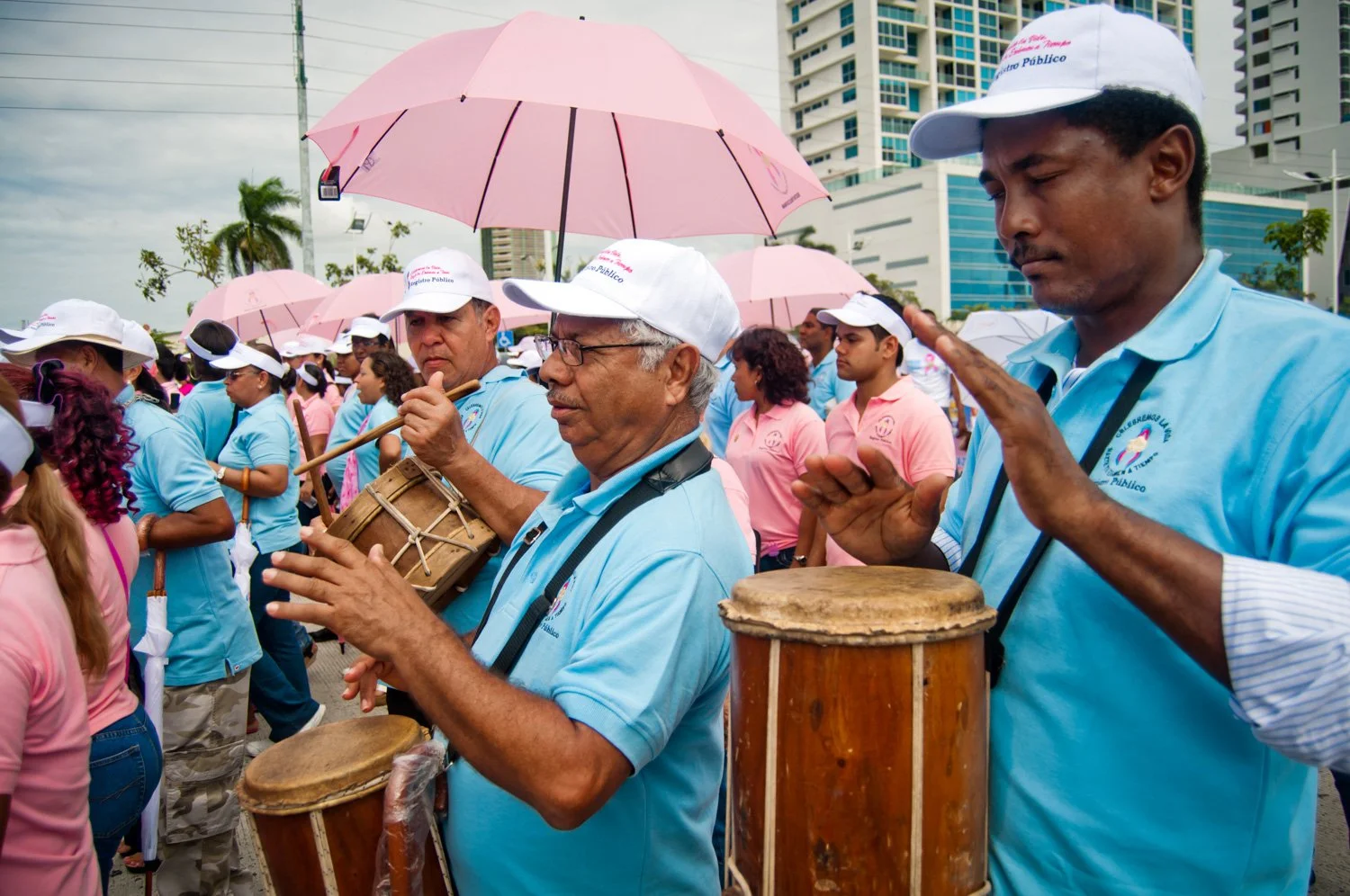 ALTA_Caminanta_Celebremos la vida_Cancer_de_Mama_PanamaCity_10-2011-41-14.jpg