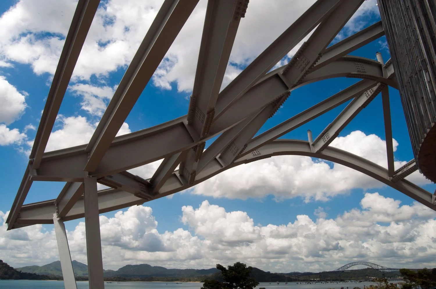CONSTRUCCION_DEL_BIOMUSEO_PANAMA_CITY_02-2011-16-8.jpg