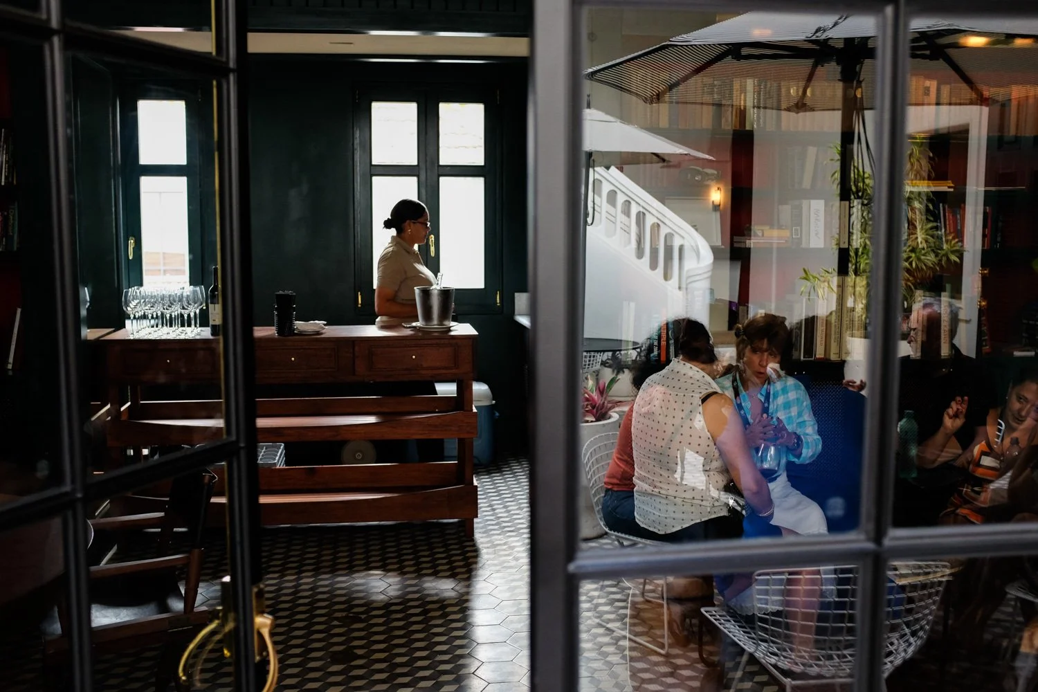 Happy Hour, Librería ATH, IFF Panama 13-04-2014-4-3.jpg