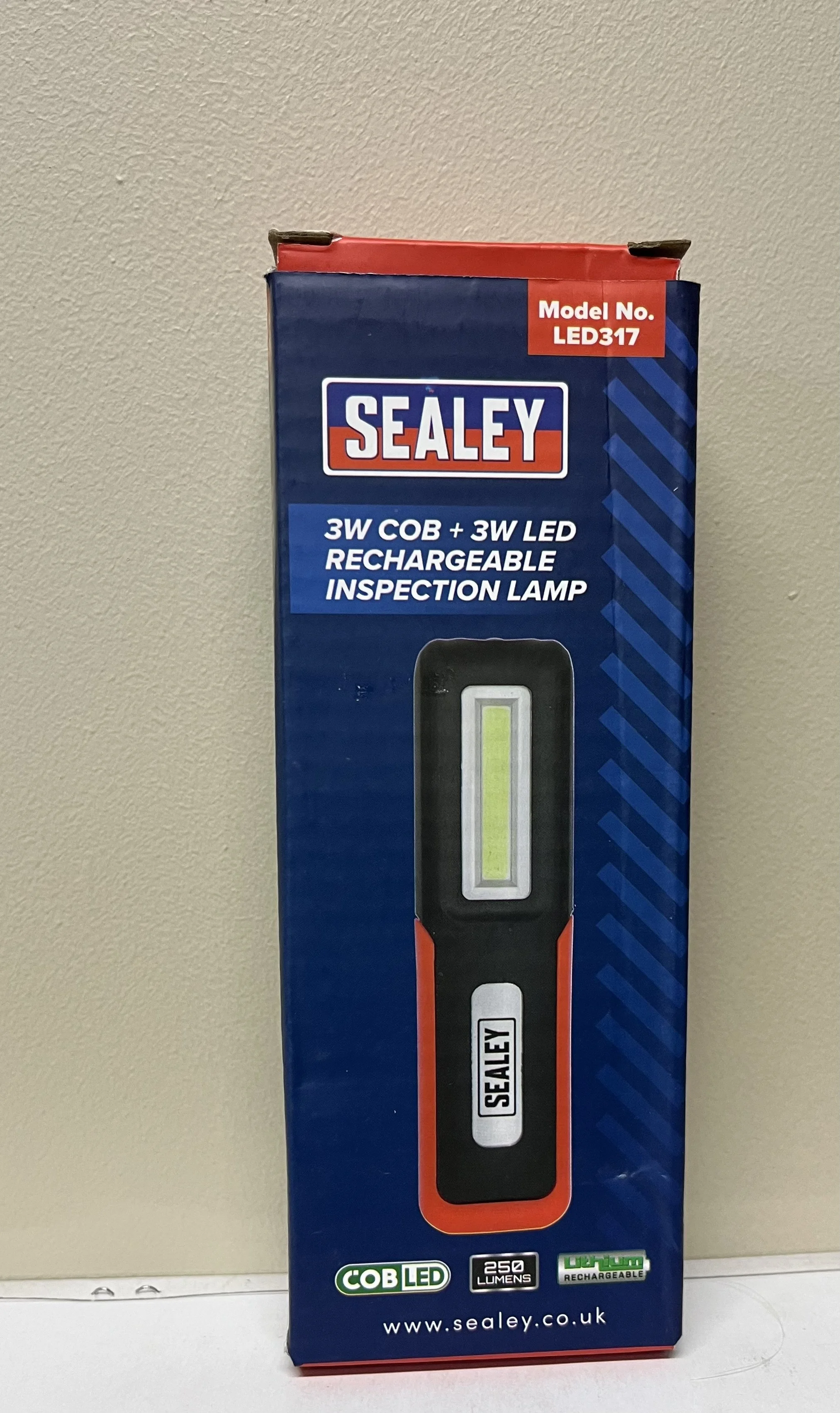 Sealey rechargeable inspection lamp