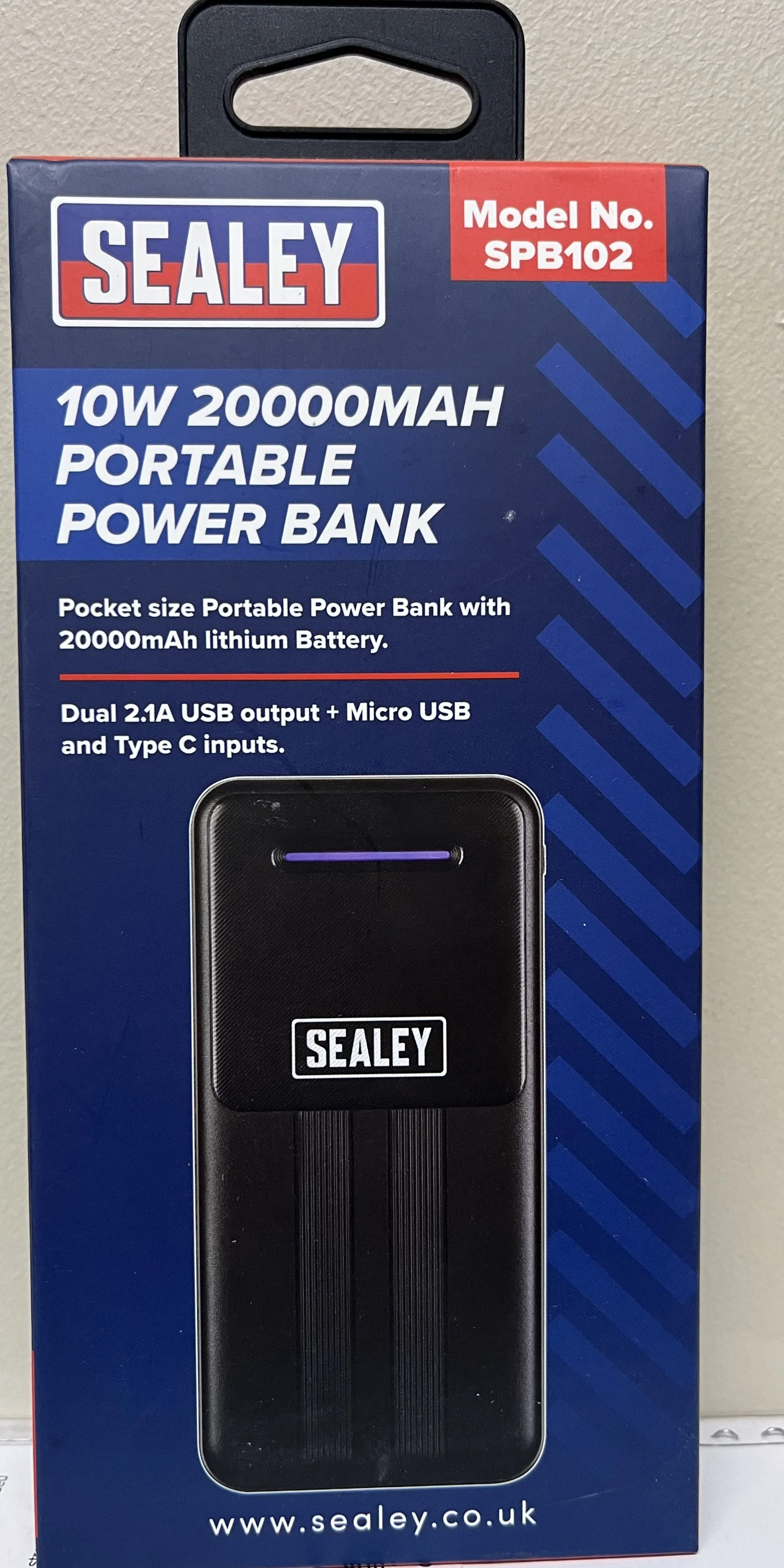 Portable power bank 10W