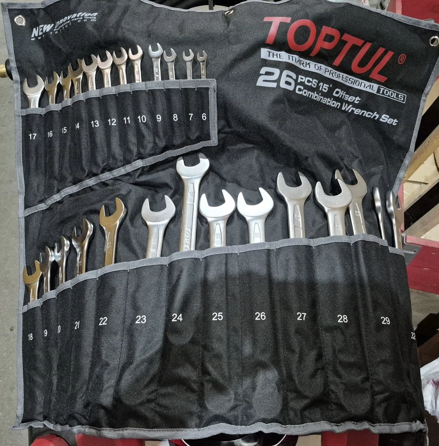 26 Piece TOPTUL spanner set