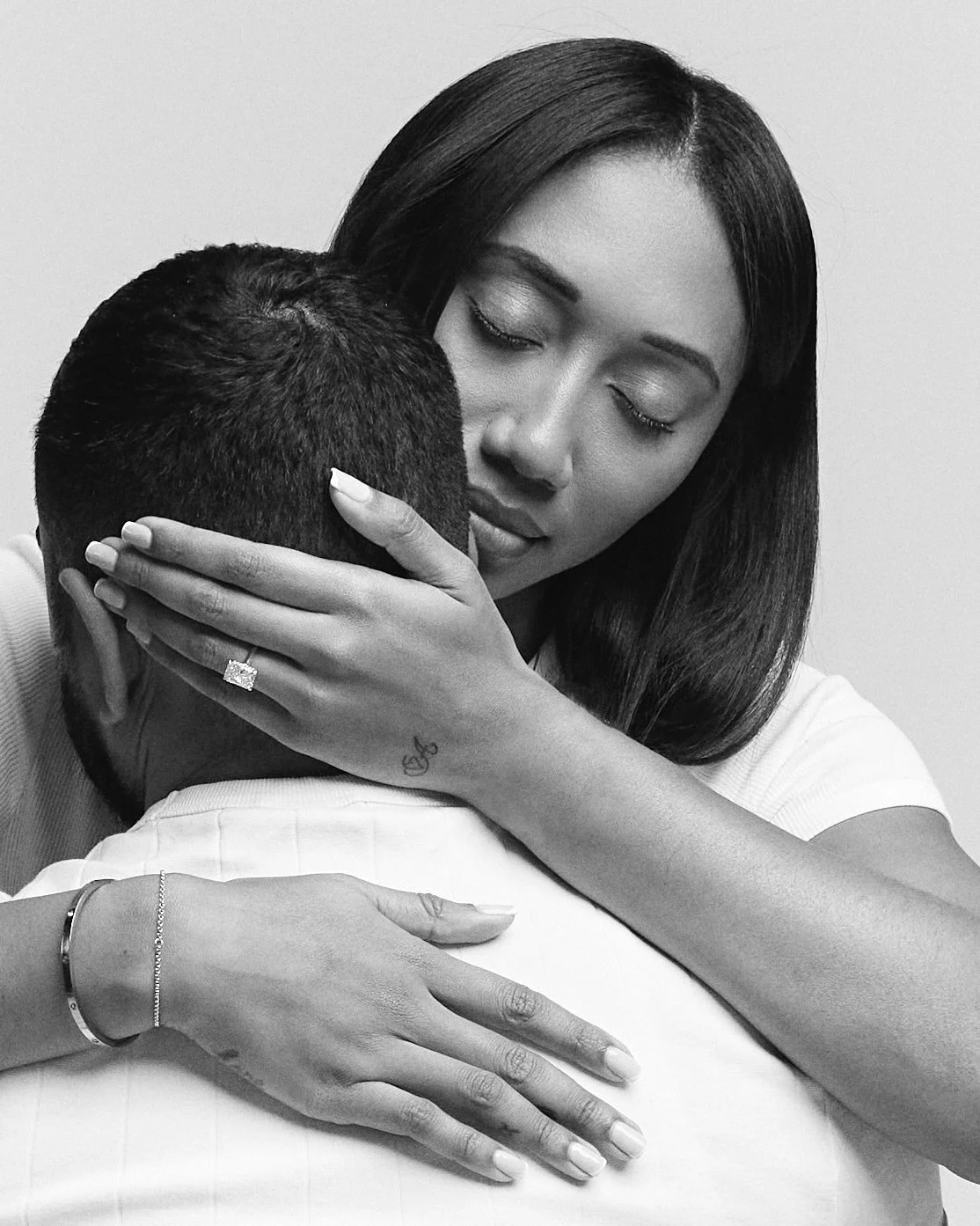 Imagine popping the biggest question of your life... with absolutely no one else watching.

It&rsquo;s usually the dilemma, isn&rsquo;t it? You want photos of the proposal, but you don&rsquo;t necessarily want a photographer hiding in the bushes or h