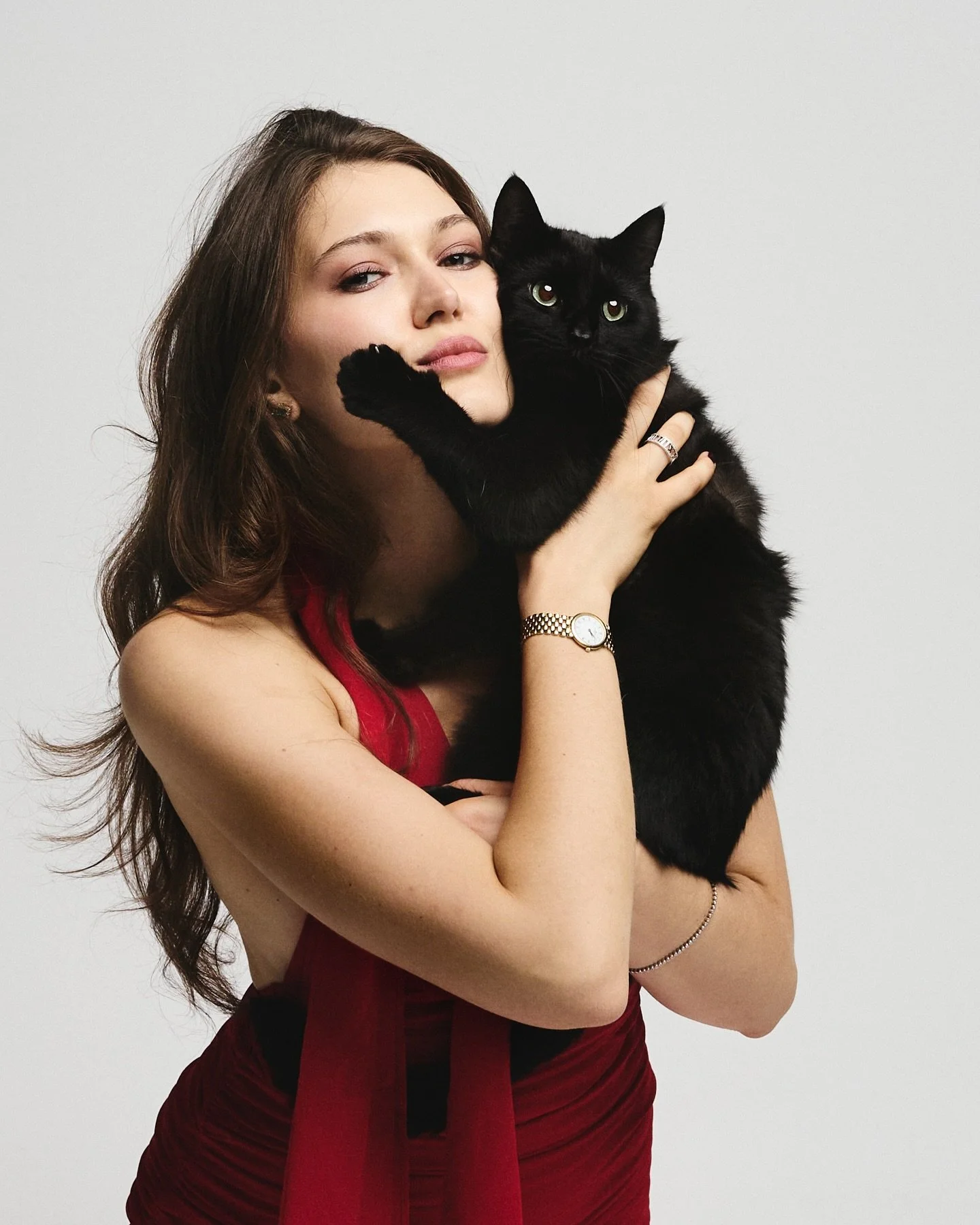 We&rsquo;ve noticed that pets feel completely different in the studio when it&rsquo;s just you and them. They don&rsquo;t have to worry about a camera in their face or a new person trying to get their attention. Instead, they can just lean into you, 