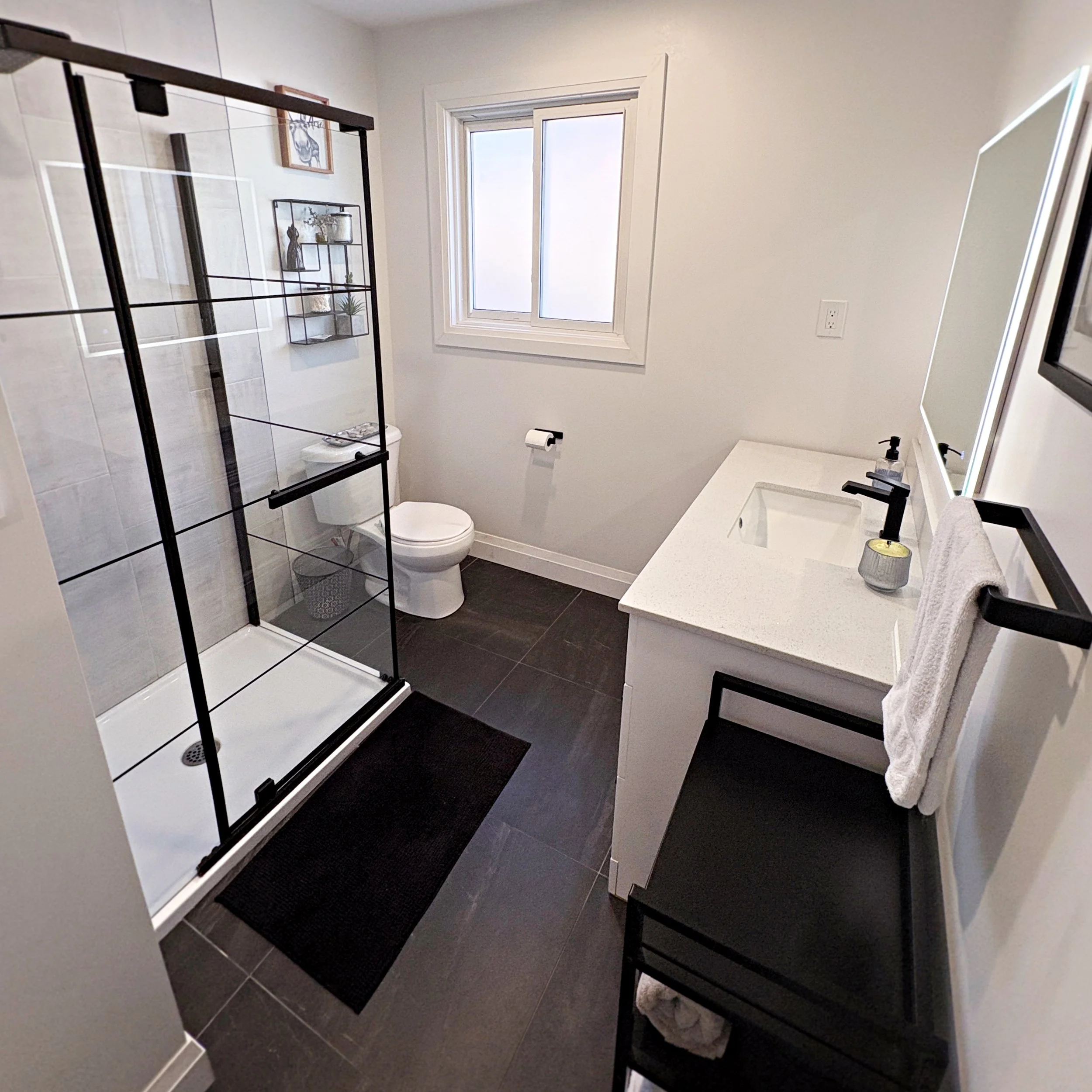 Bathroom 4.jpg