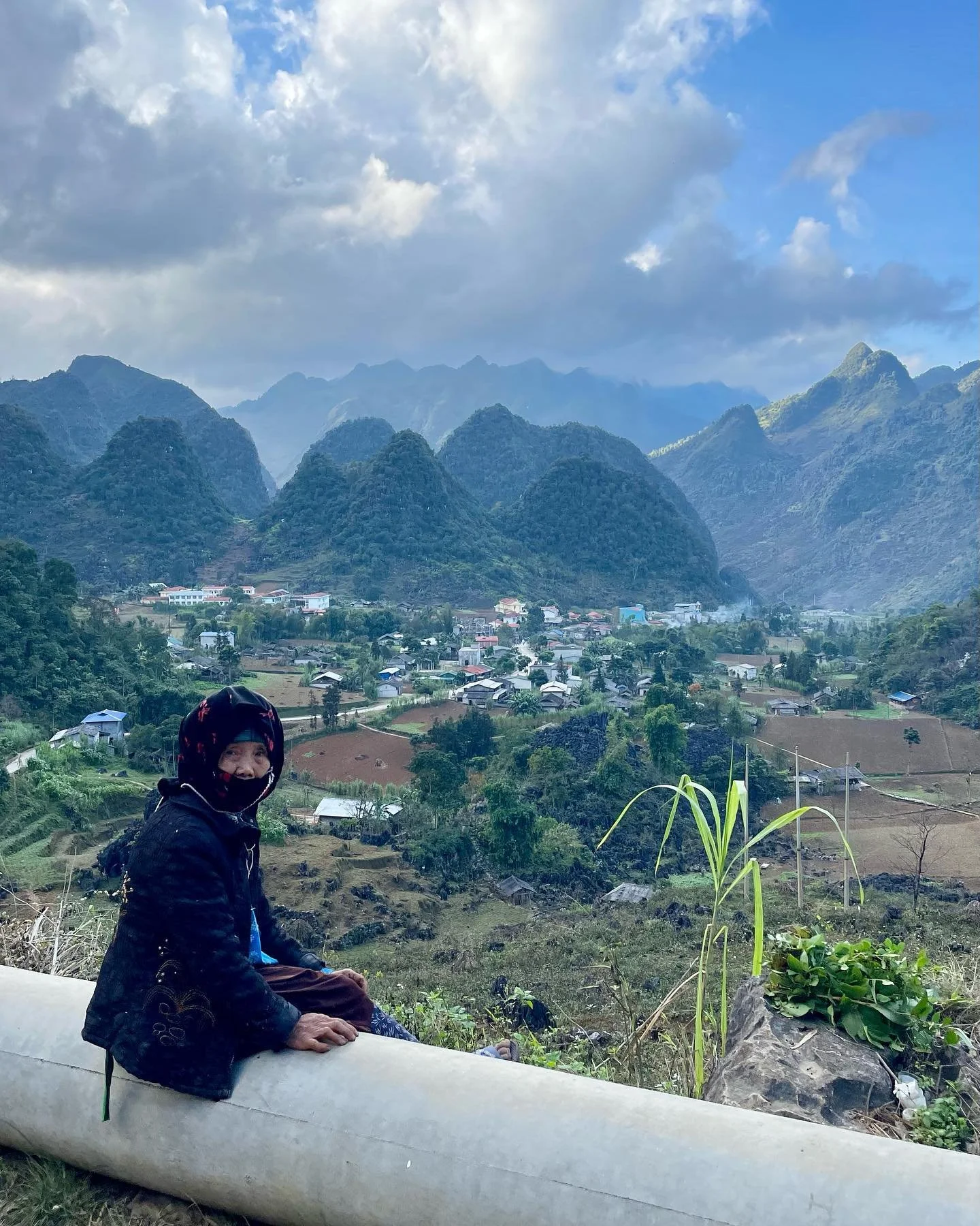 The heart runs fast in Vietnam 🇻🇳 #peoplefromvietnam #neverstopexploring #earthfrequency #life