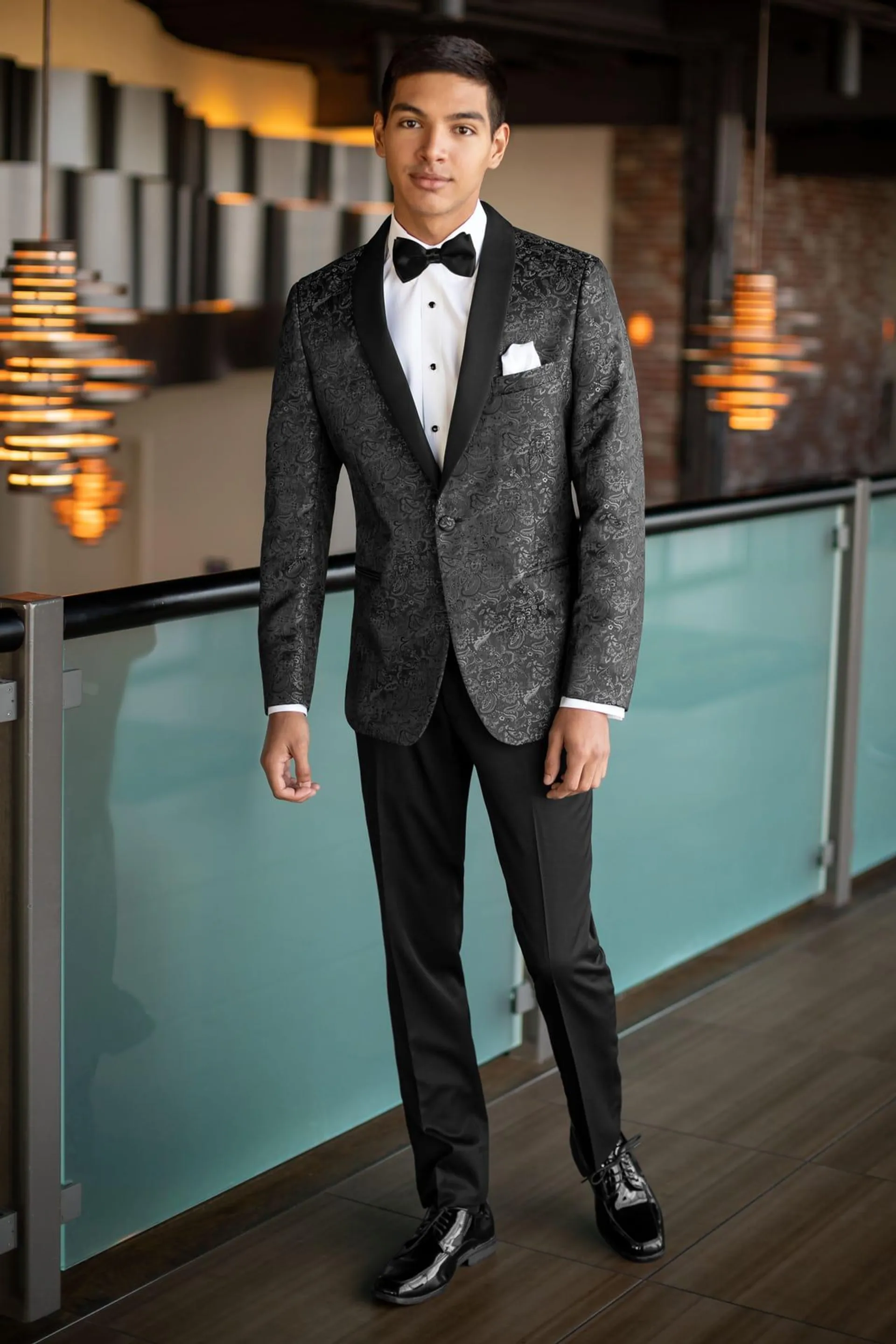 prom-tuxedo-granite-paisley-mark-of-distinction-aries-192-1.png